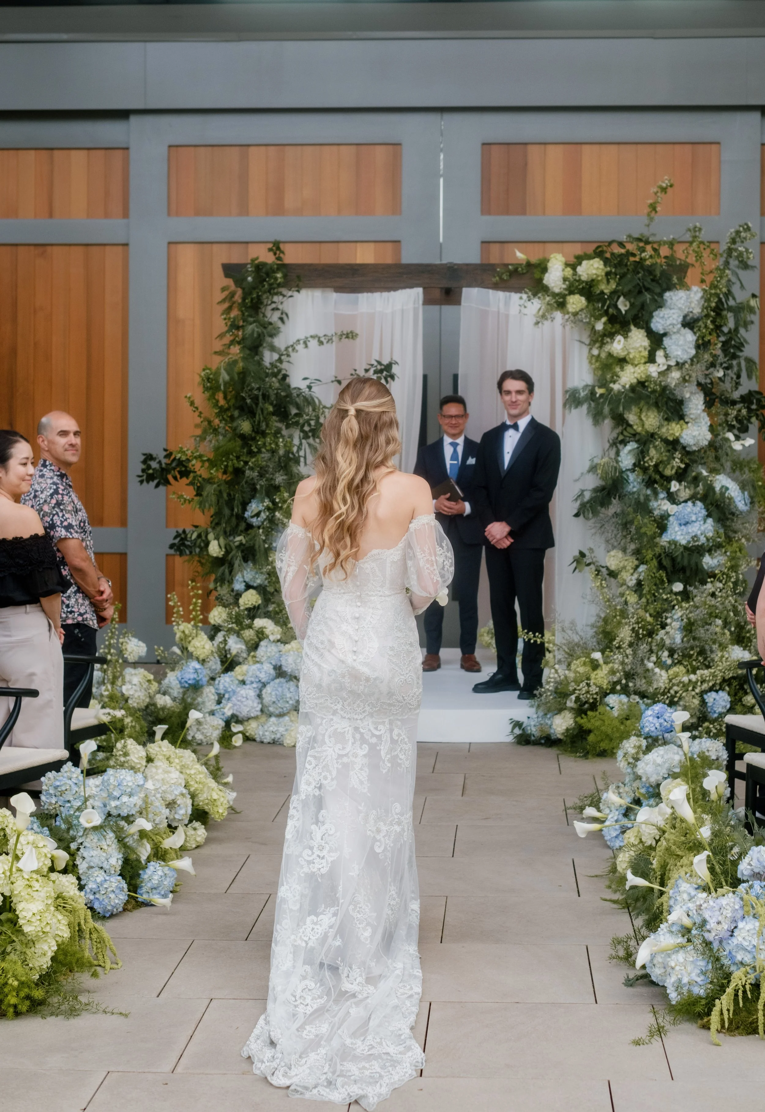 Wedding ceremony on the lawn at Appellation Healdsburg, Sonoma wine country