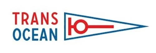 Trans Ocean Logo mit Schriftzug und Flaggenmast-Design