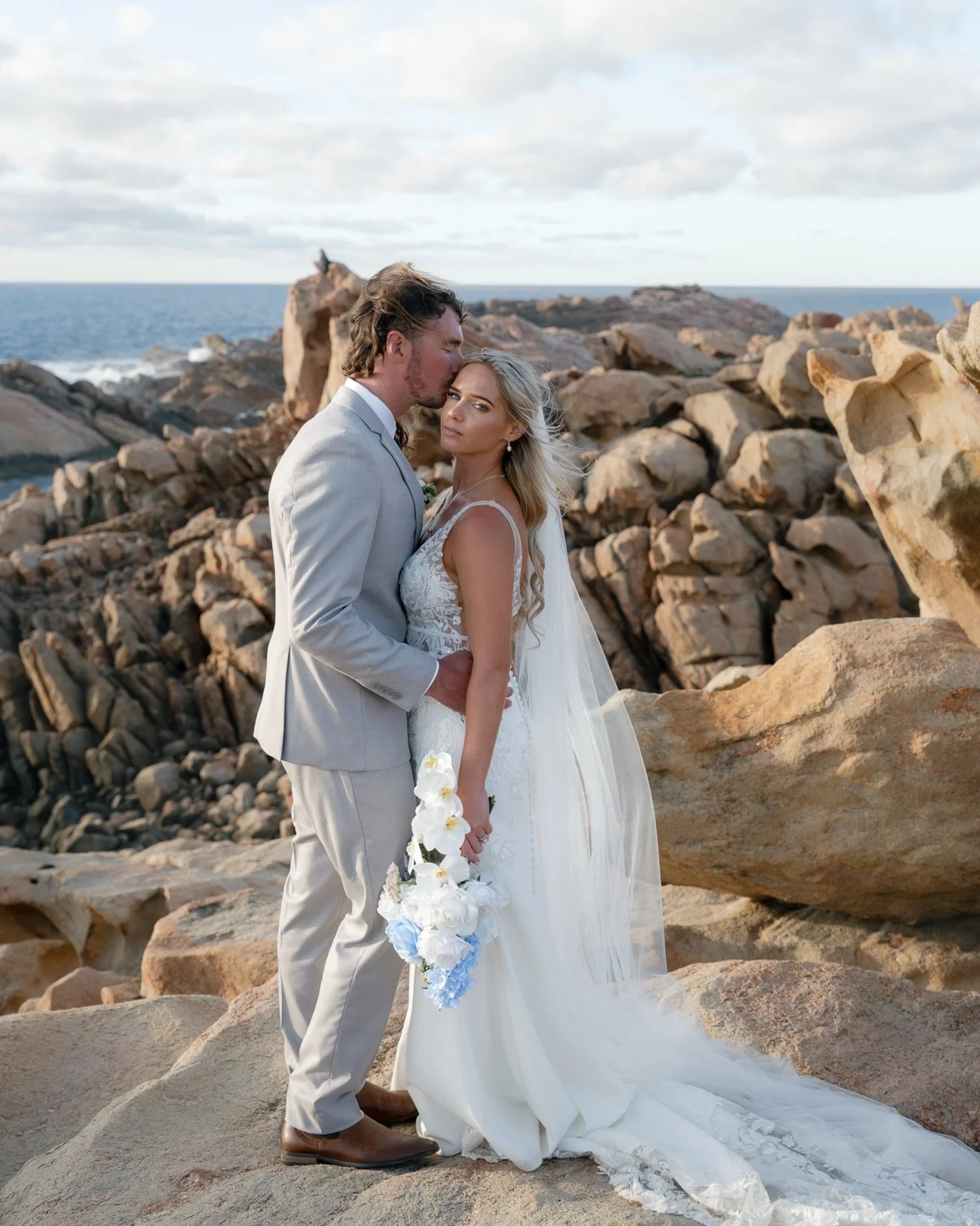 Introducing Mr &amp; Mrs Harbeck

06.12.2025

Congratulations to Bec and James ❤️&zwj;🔥 what a day, what a love! 

-

Photographer @leahgoodmanphotography 
Celebrant @laurissa_knowles 
Venue @swingsweddings 
Florist @pinkfriday_events 
Hair @blondeb