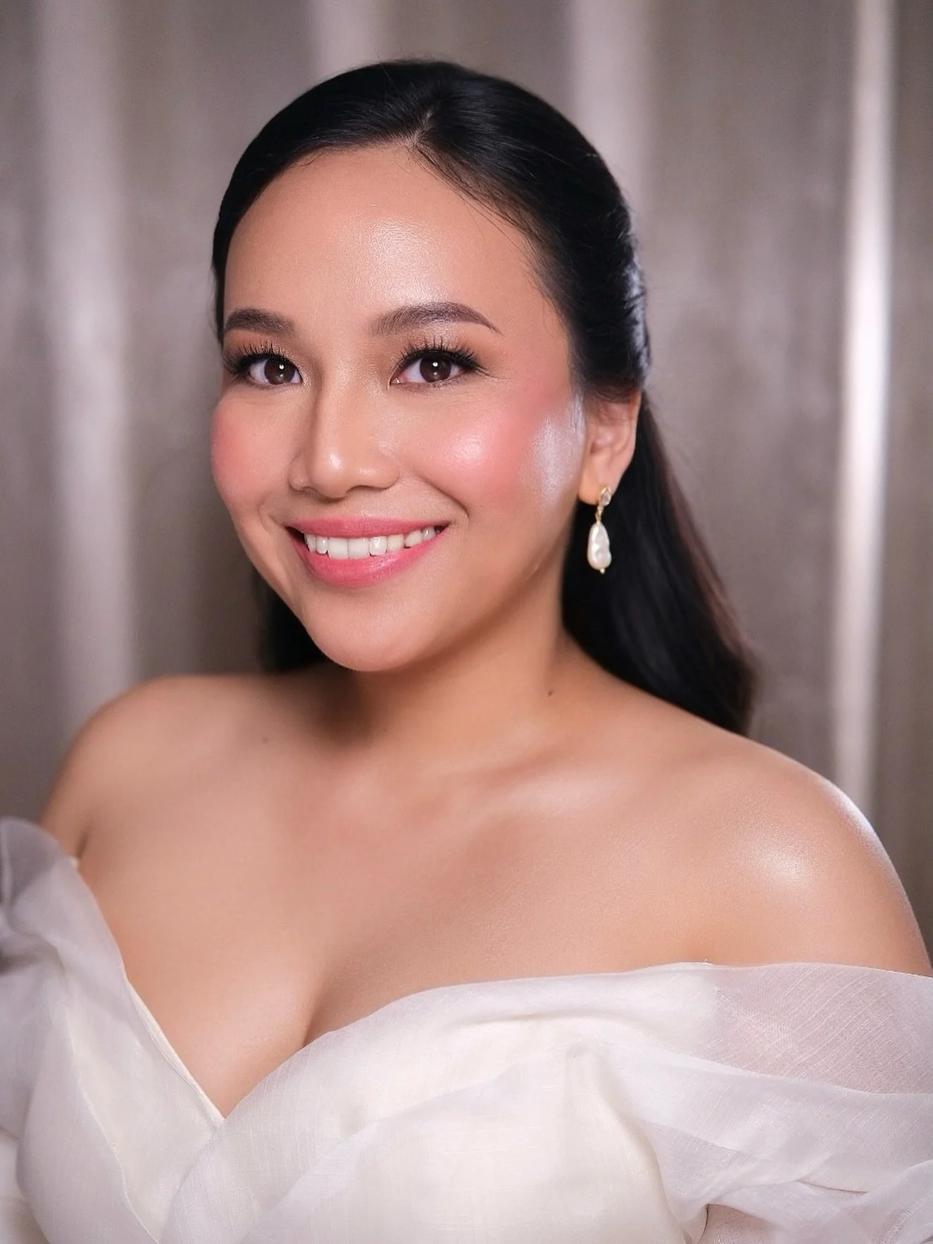 Eunize 🤍

Makeup @jykaespinoza
Hair @appletagudin 
#JykaEspinozaMakeup