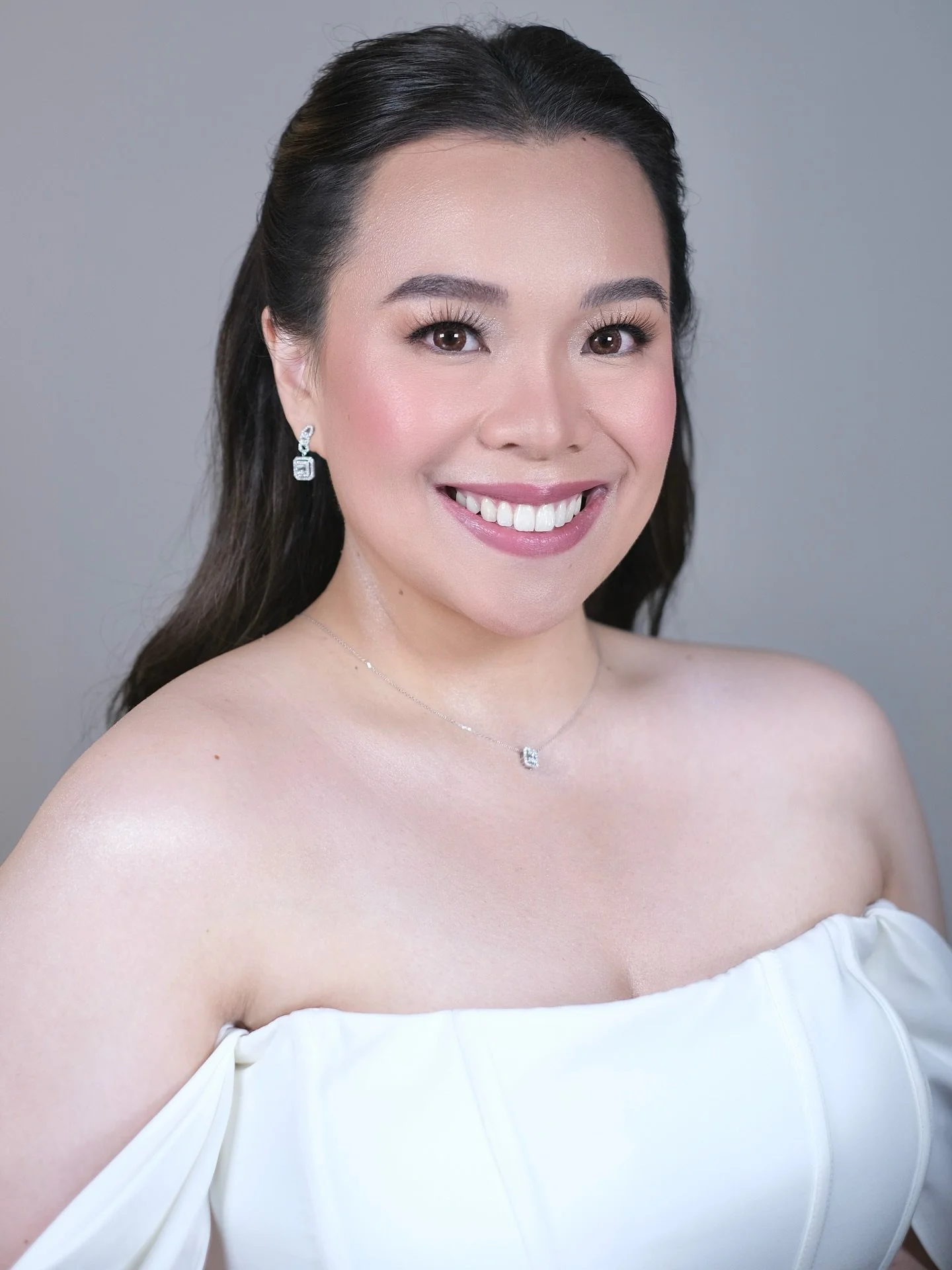 Gained a new sister today @pmomanuel 🥹🤍 Basically been an Espinoza her whole life tho hahah but (officially) welcome to the family, ate Trisha! Grateful for these past weeks living with you and Kuya and got to know you a little deeper, and I'm glad