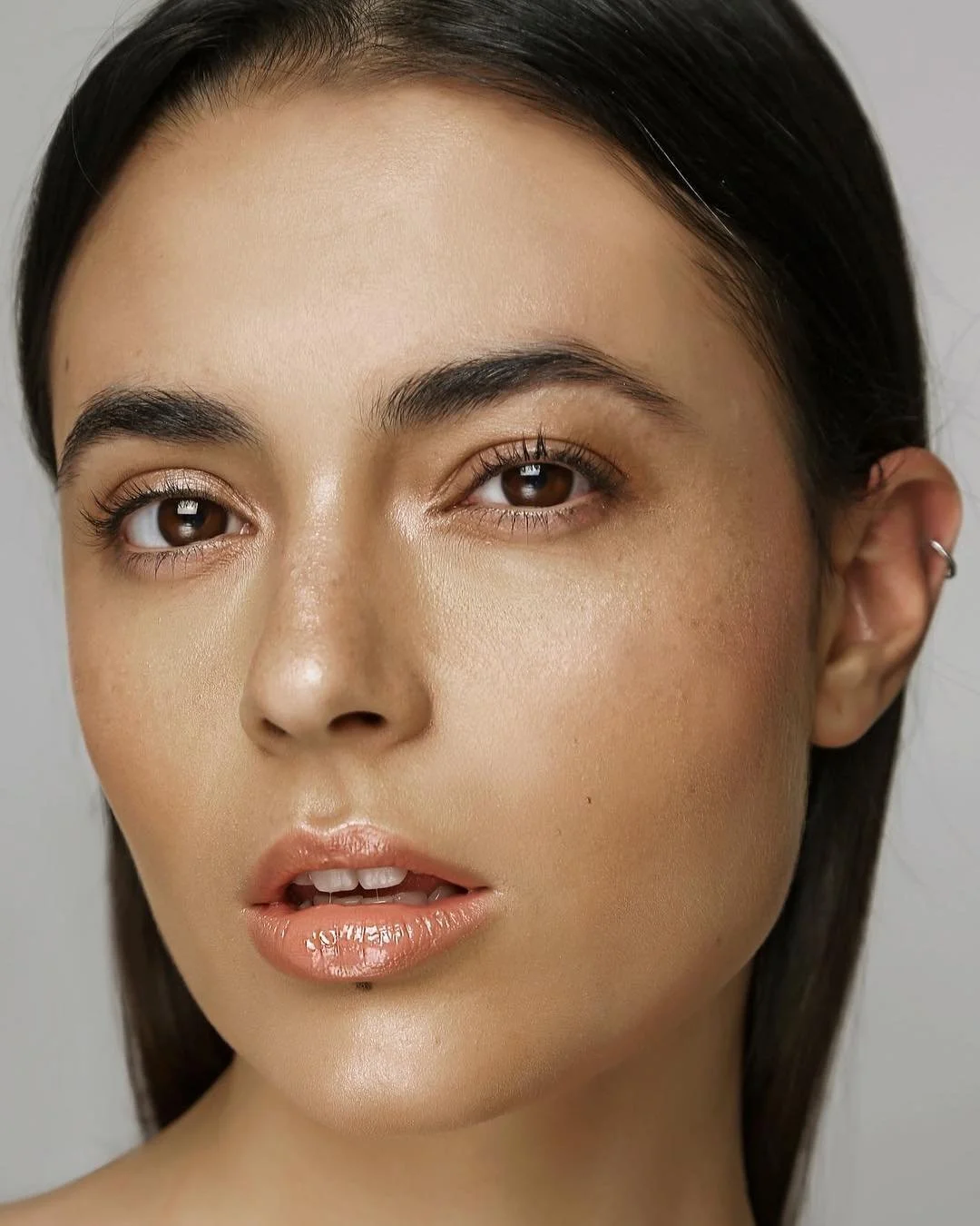 Skin, skin, skin ✨Photography- Nina V of @envy.creativesModel- Gabriela BarbaráMakeup- Jyka Espi.jpg