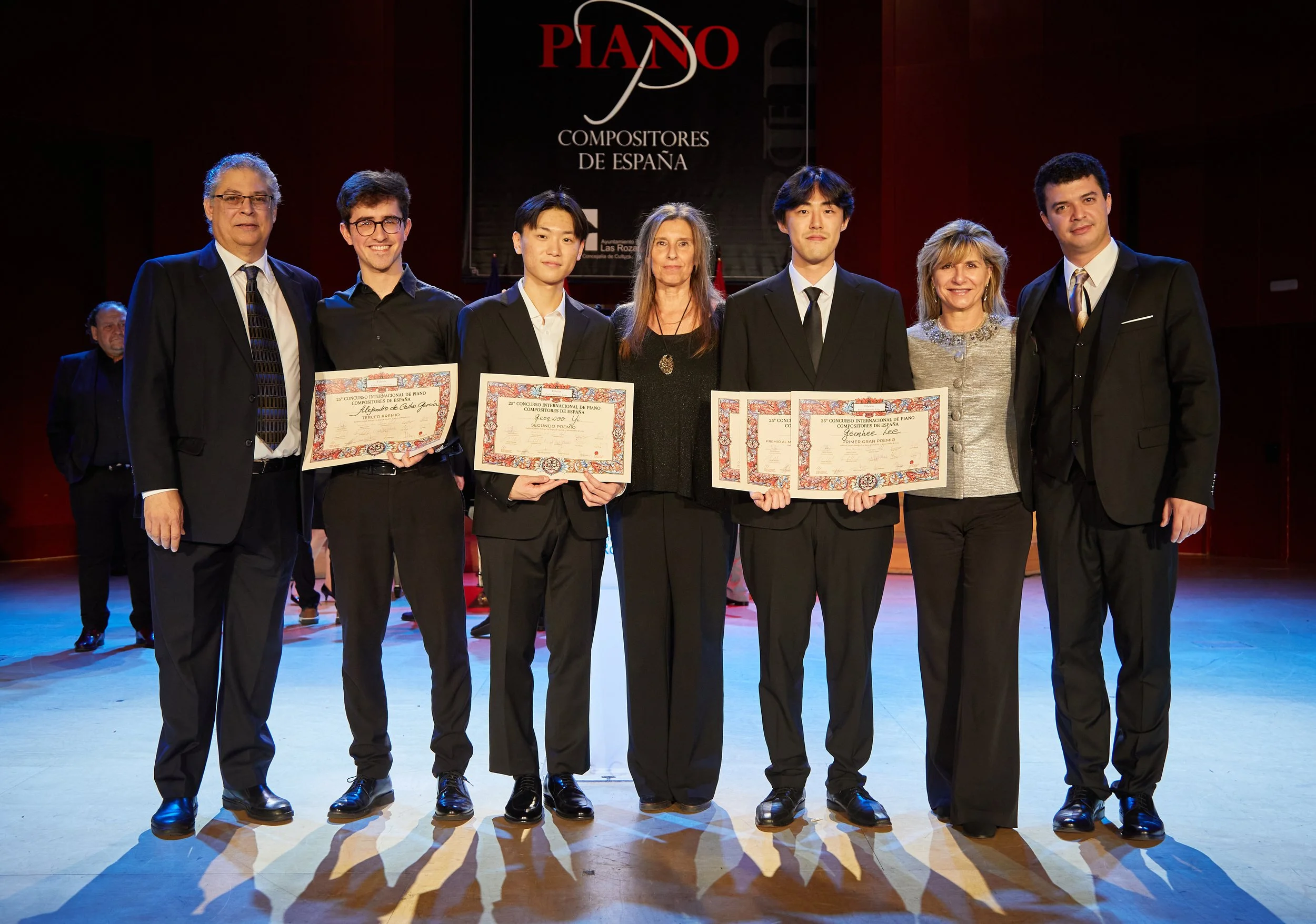 112566566Premiados Concejal Leoneles y yo.jpeg