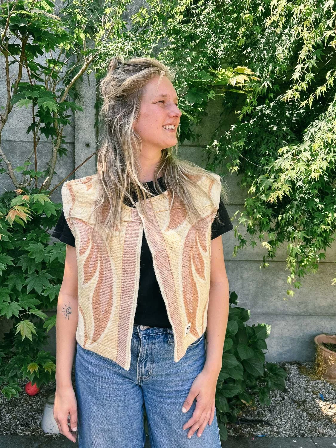 Wirwaar_britt_milis_hasselt_limburg_upcycling_kleding_jas_naaien.jpg