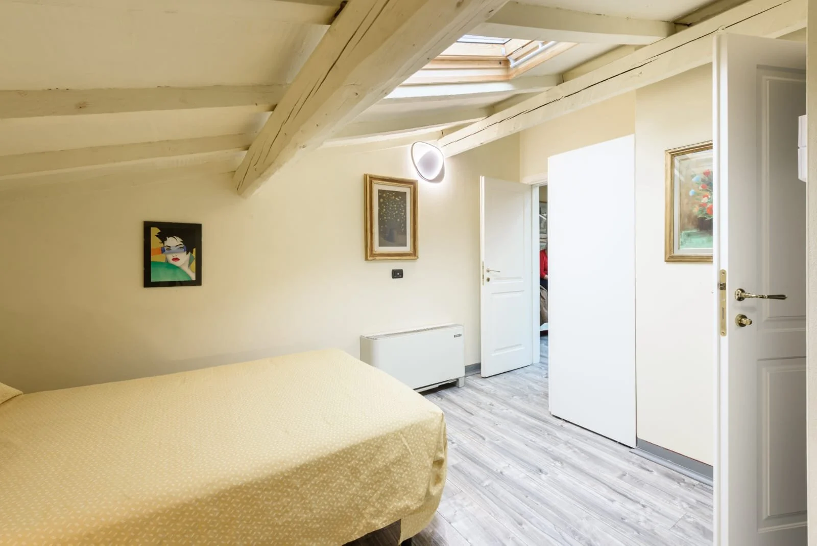 Bedroom 5 (single bed x1).jpeg