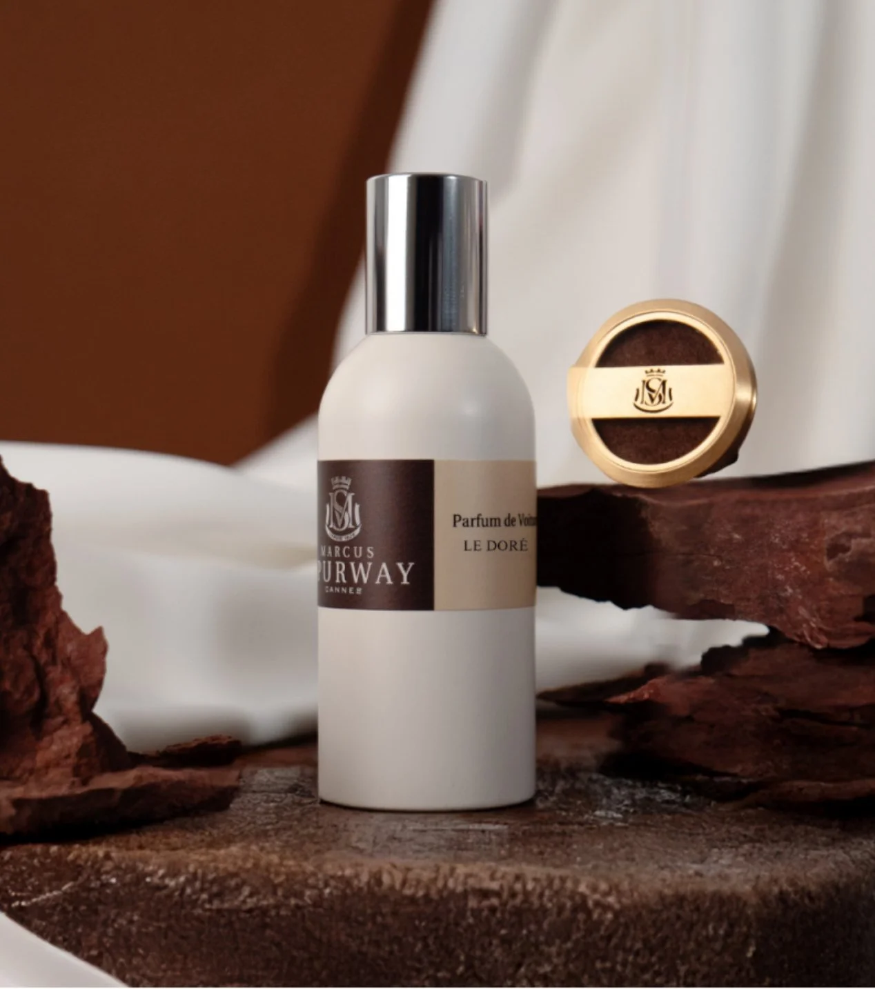 PARFUM DE VOITURE LE DORÉ 50ML + CLIP DIFFUSEUR