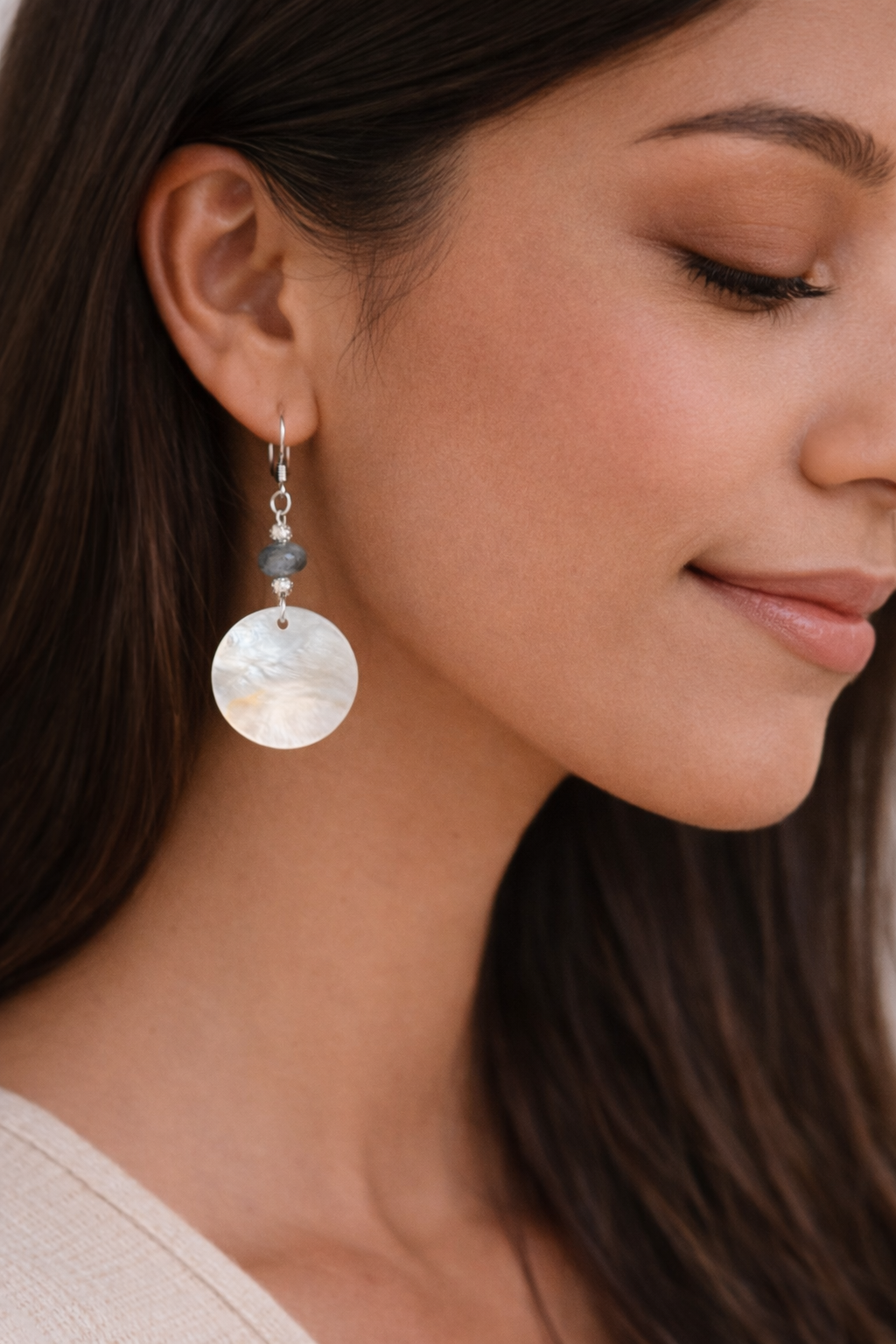 Iridescent elegance and soft glow.png