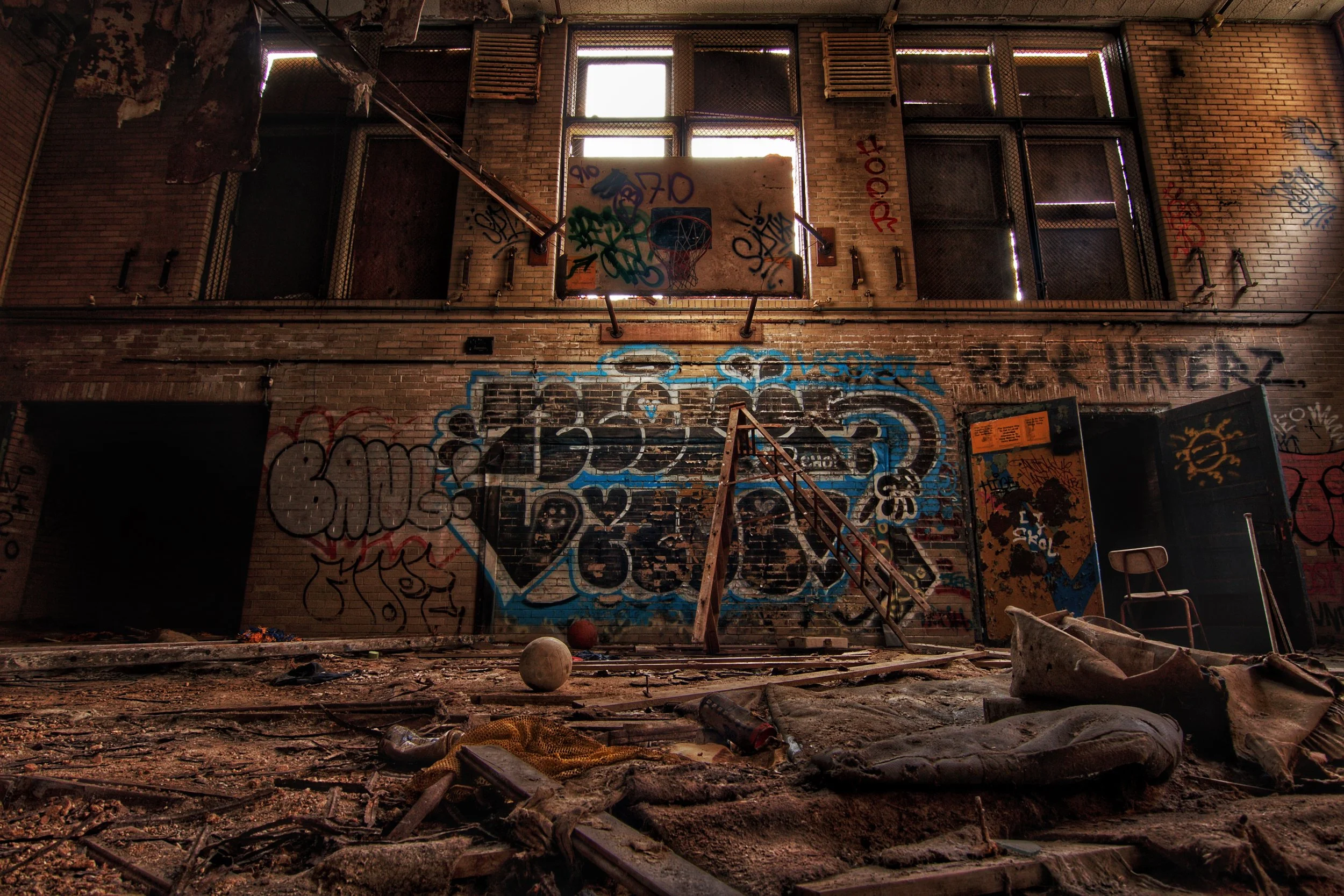 WhatRemains-07.jpg