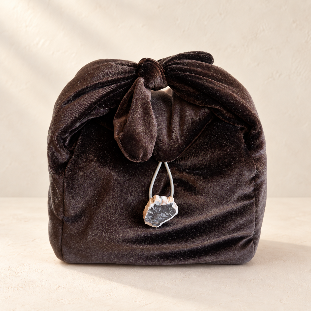 nama-stay-tea-ceremony-bag-canyon-earth.png