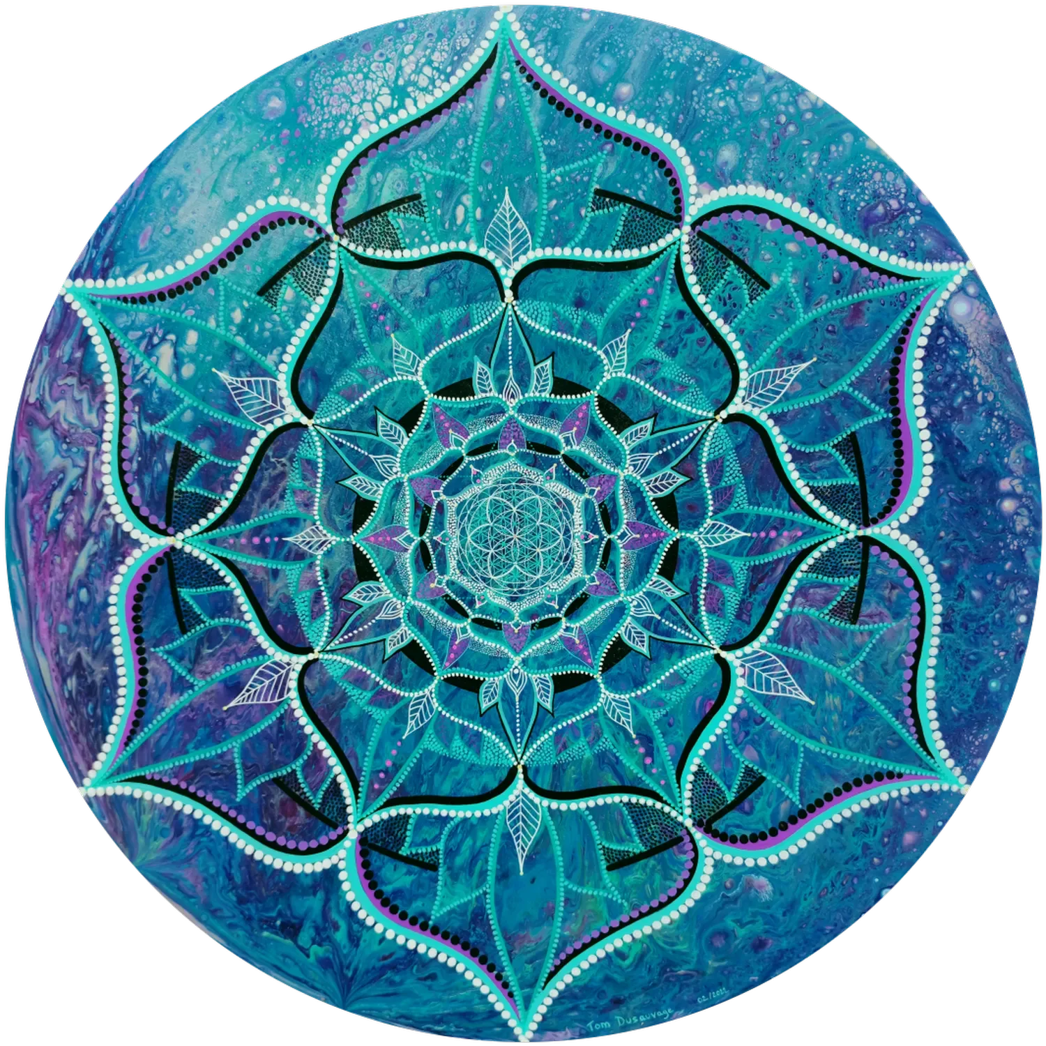 "Resonnance" mandala de géométrie sacrée représentant une fleur de vie aux formes circulaires et organiques, réalisée à la peinture acrylique sur bois par l’artiste Tom Dusauvage.