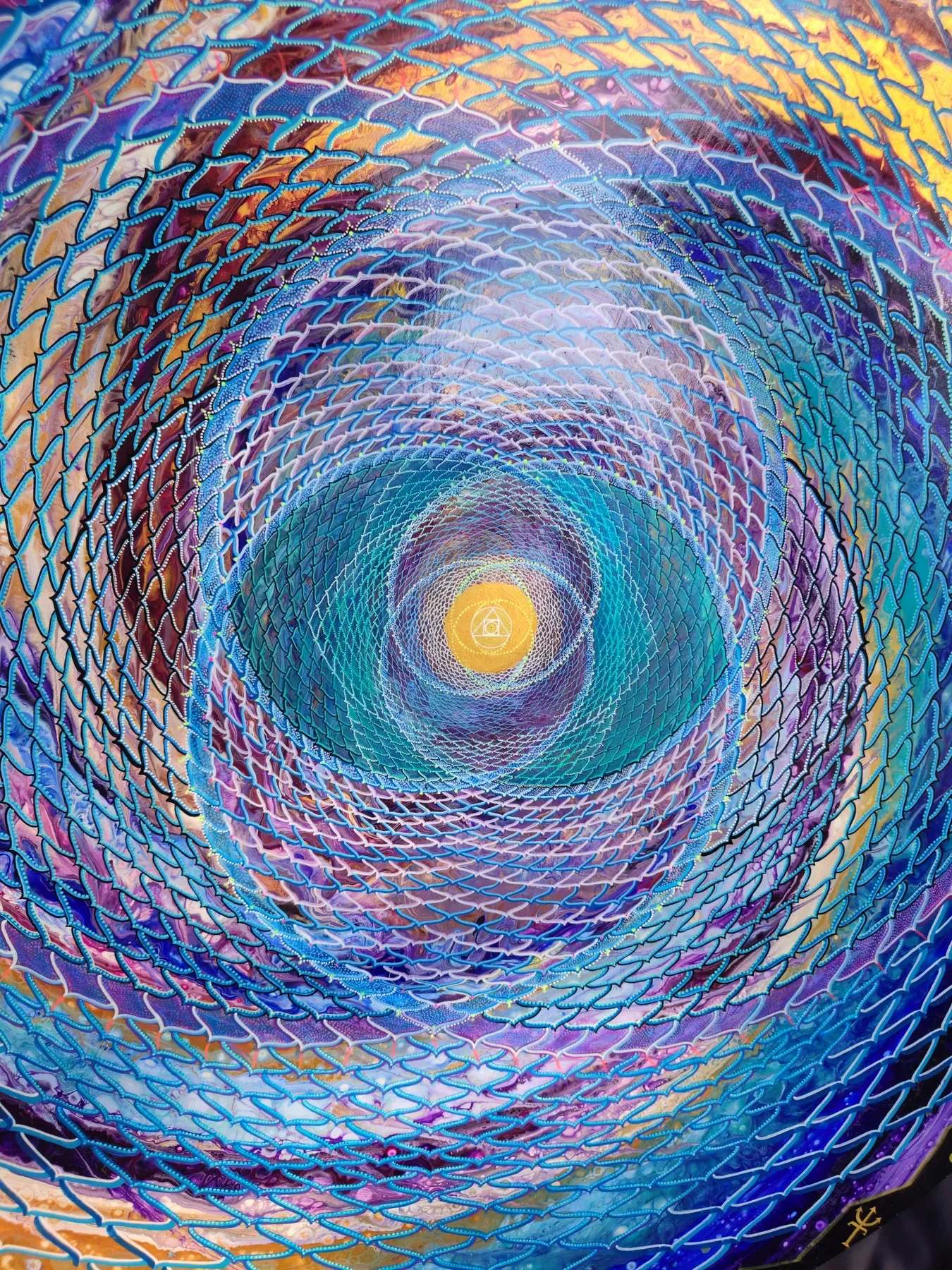 Détails de "Quintessence" peinture originale de Tom Dusauvage, art visionnaire et géométrie sacrée, composition colorée et abstraite représentant un vortex spiralé