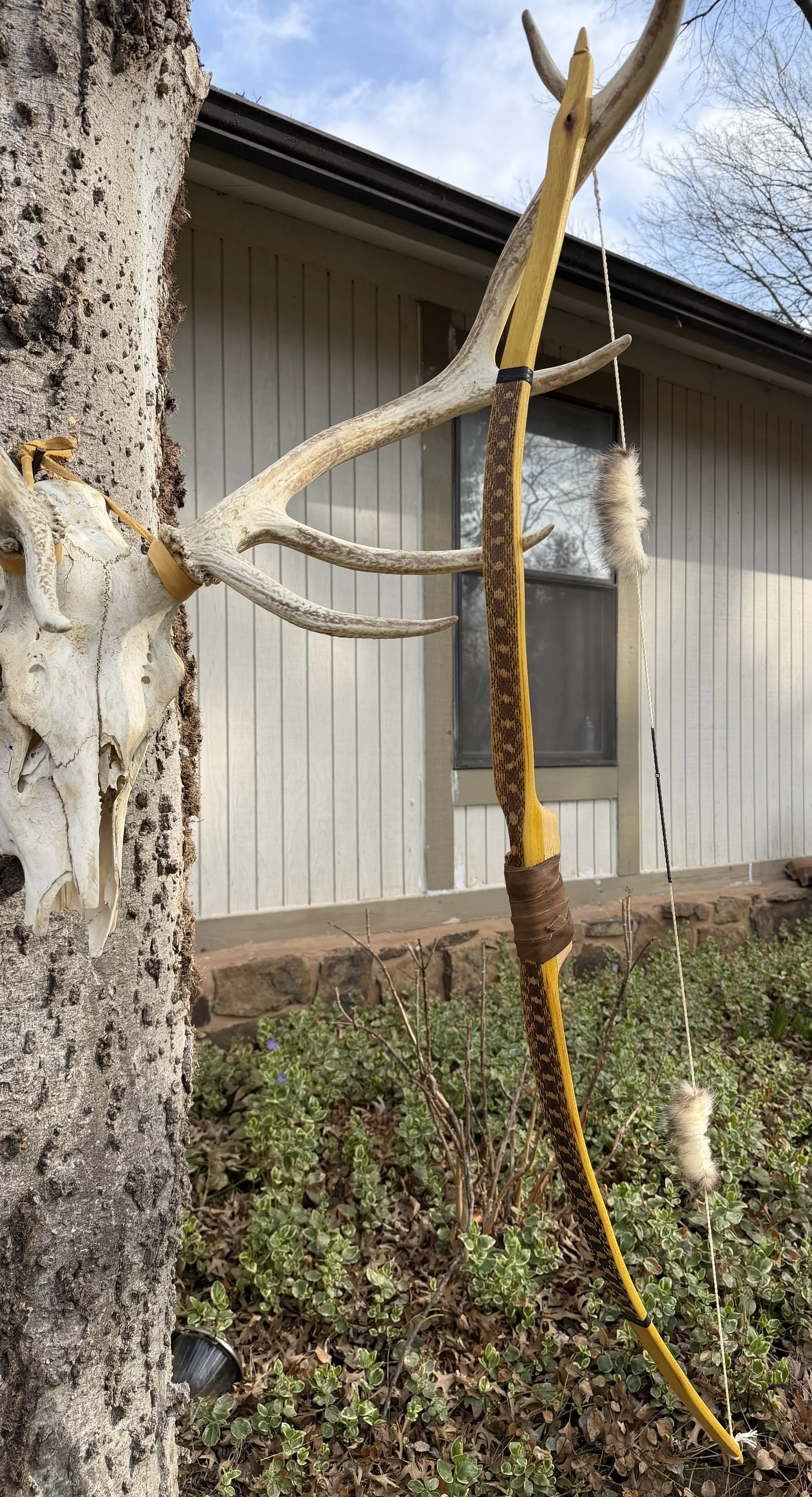 Left Handed Hickory Handle Osage Self-Bow. 40lbs @ 27" draw 62” tip-tip