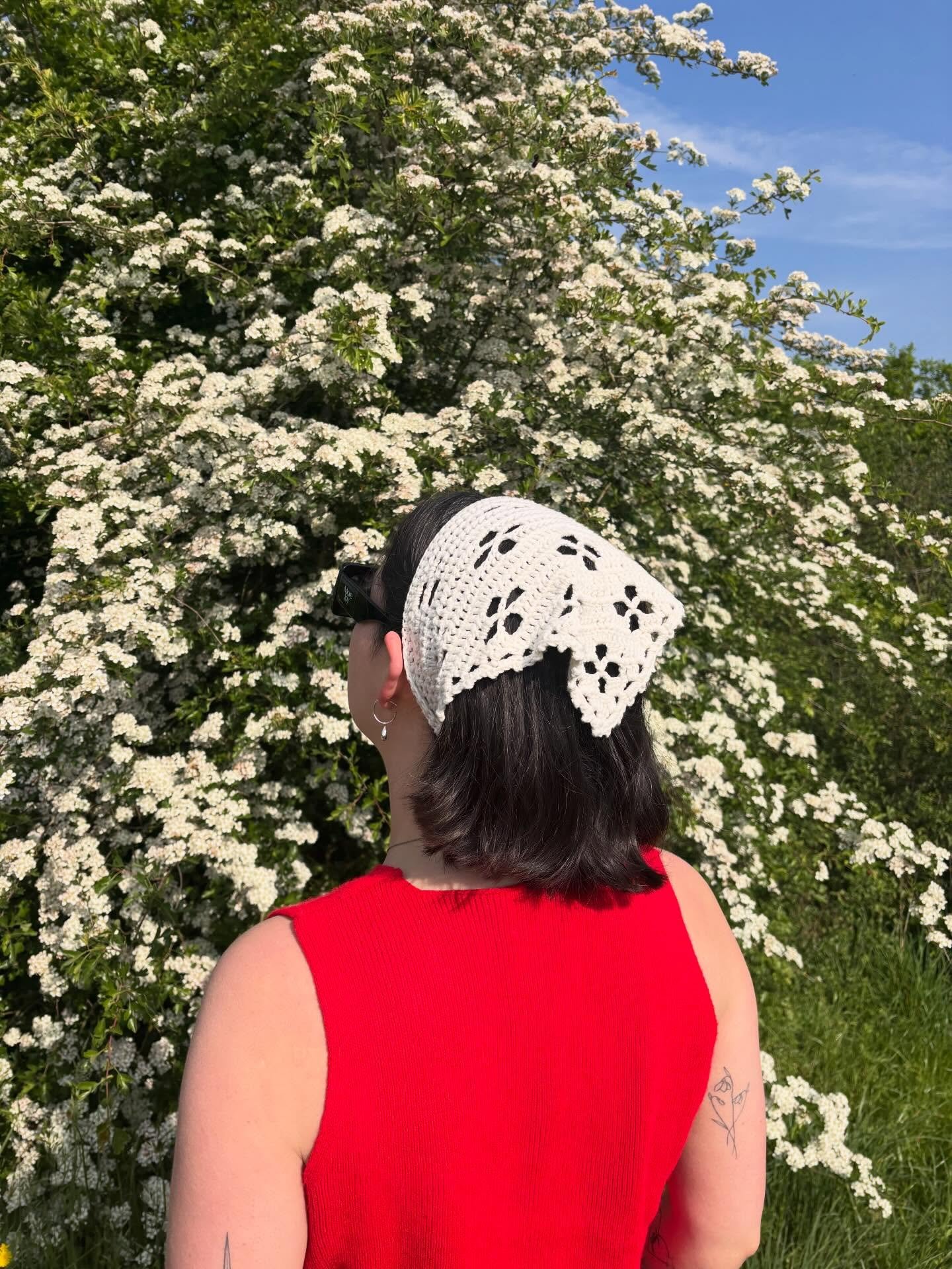 The Clover in cream - this was the first bandana I crocheted and still a favourite 🤍