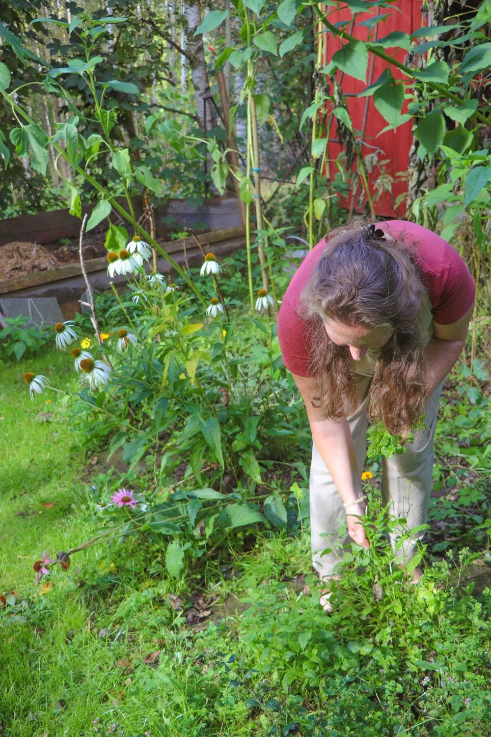 Hvordan kan hagearbeid og yoga i hagen redusere stress?