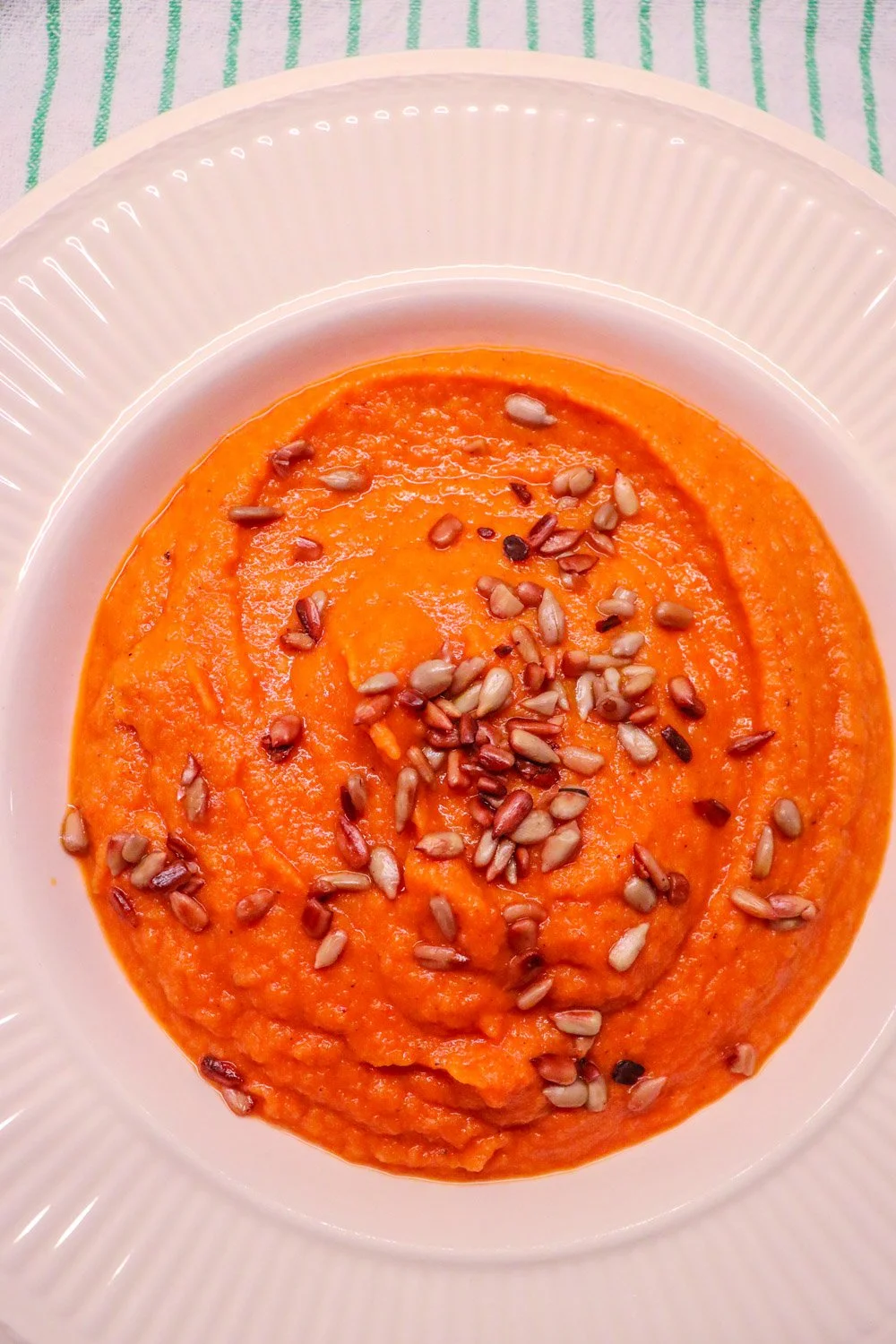 Ovnsbakt gulrot og søtpotetsuppe