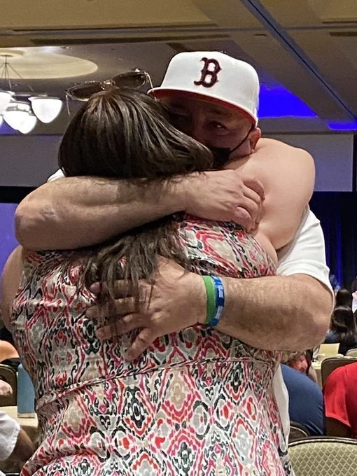 PedroHug_INConf2022.jpg