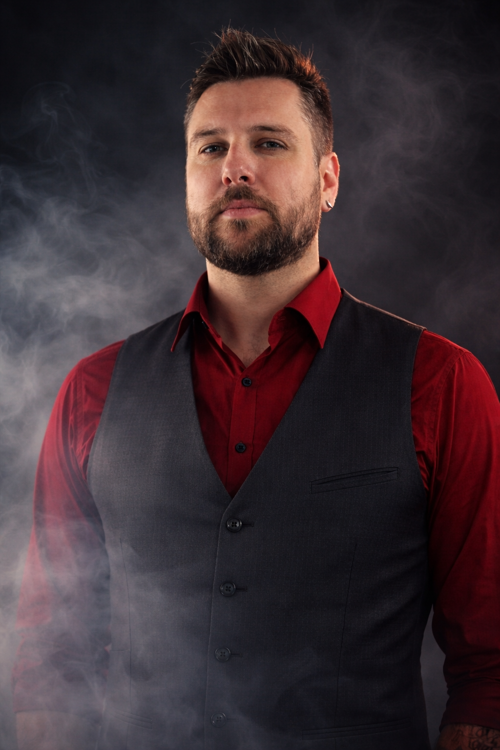 Quinn Tanzer Head Shot.png