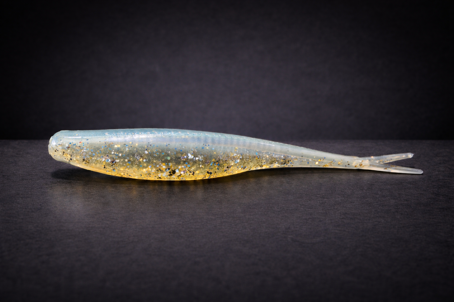 5 inch Tracer Split Tail (8 pack)