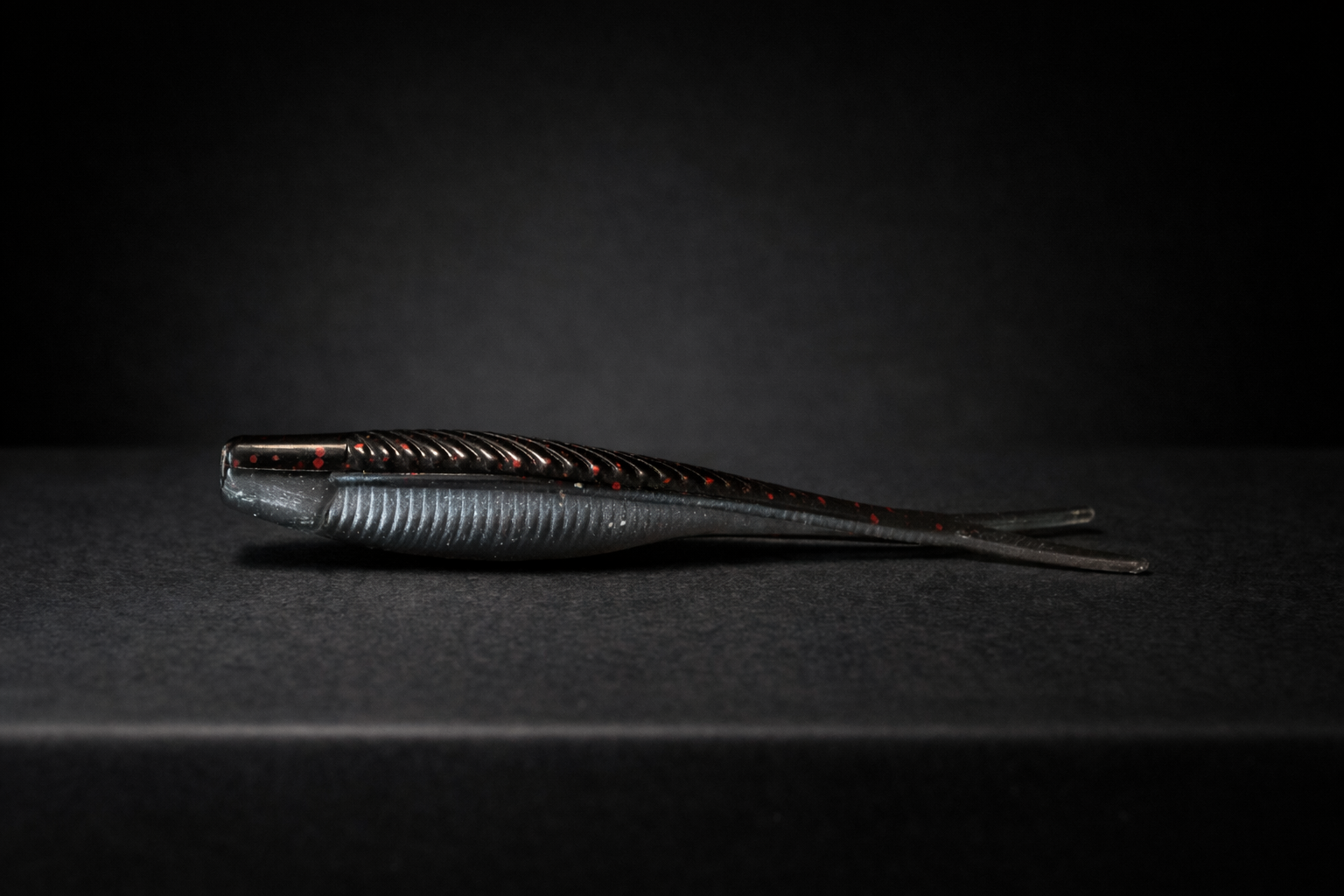 4 inch Tracer Split Tail (8 pack)