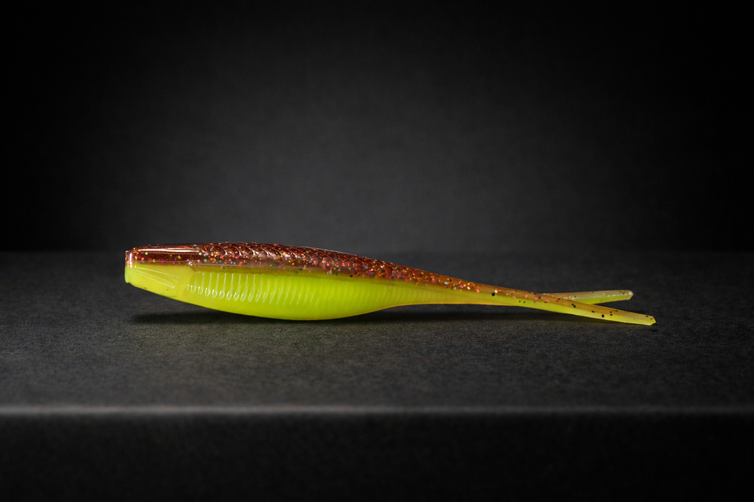 4 inch Tracer Split Tail (8 pack)