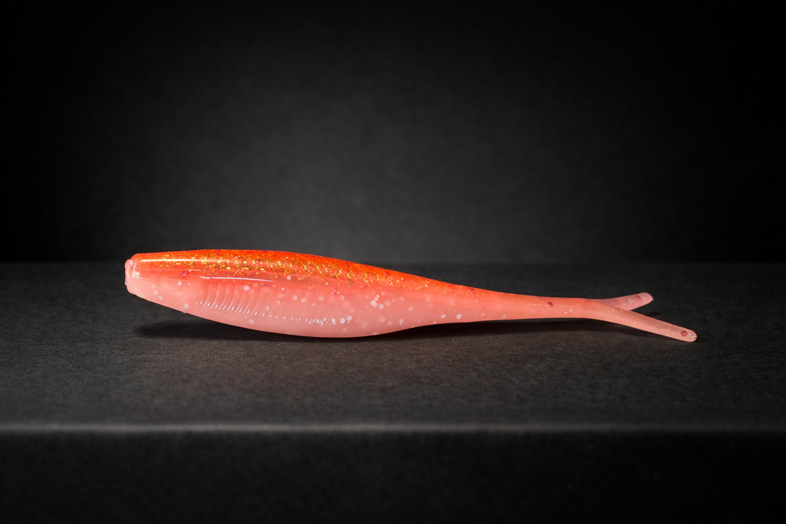 4 inch Tracer Split Tail (8 pack)