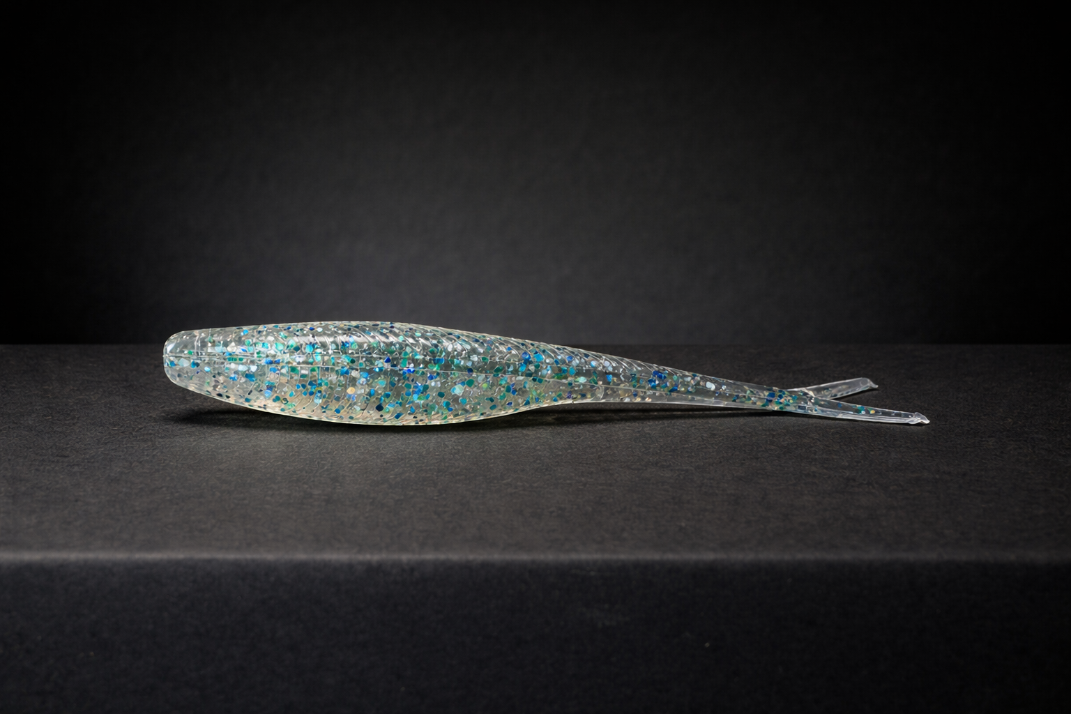 5 inch Tracer Split Tail (8 pack)