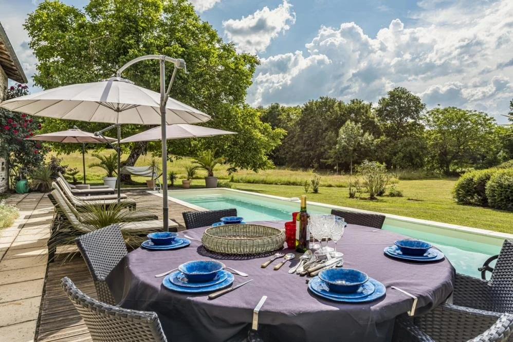 crop_9999_666_Mas-des-Fleurs-Aquitaine-Olivers-Travels5.jpeg