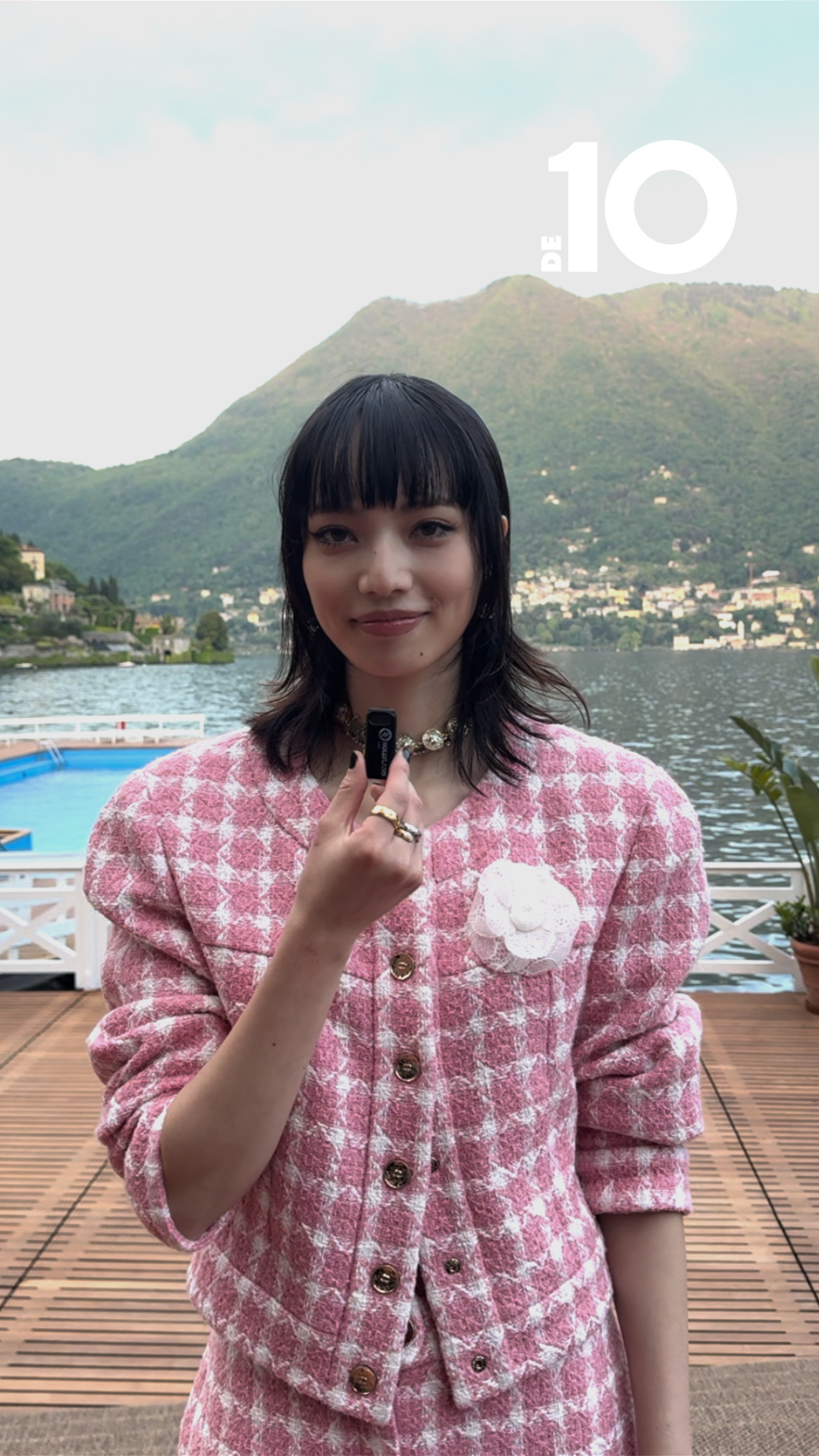 10 DE at Chanel VIDEO INTERVIEWS