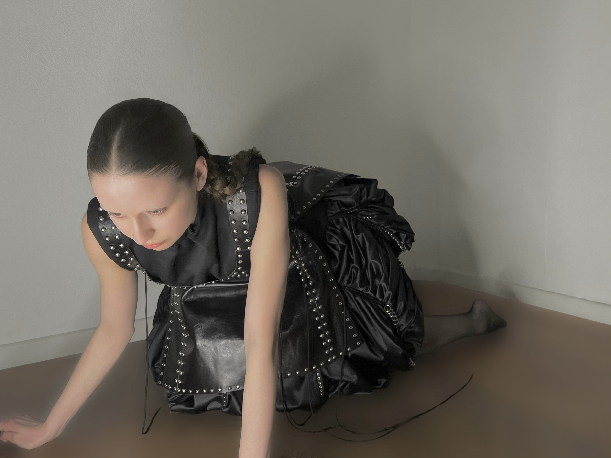 self-staging IMAGE SERIES