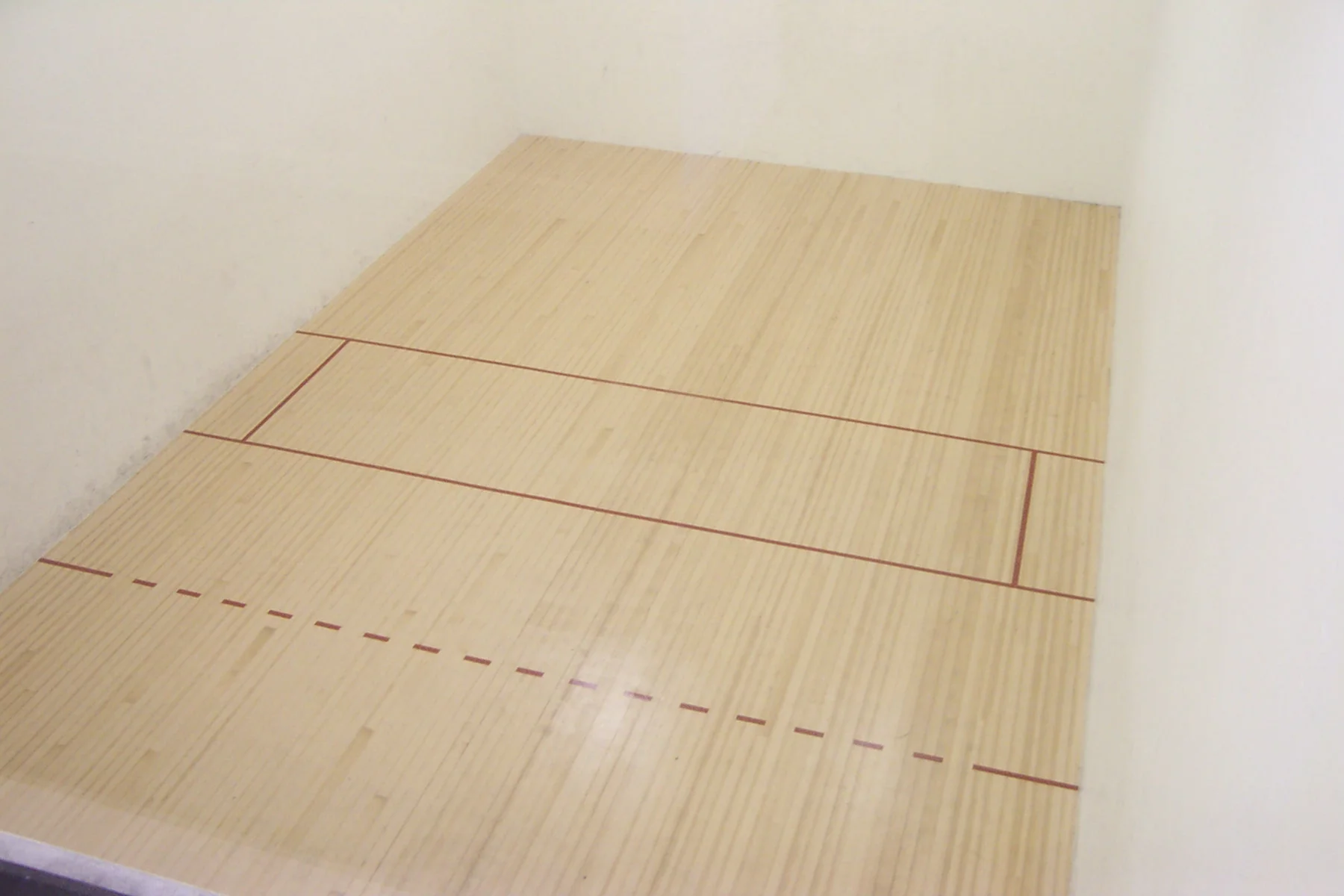 schooner-ridge-community-rec-center---raquetball-ball-court_2892353905_o.jpg