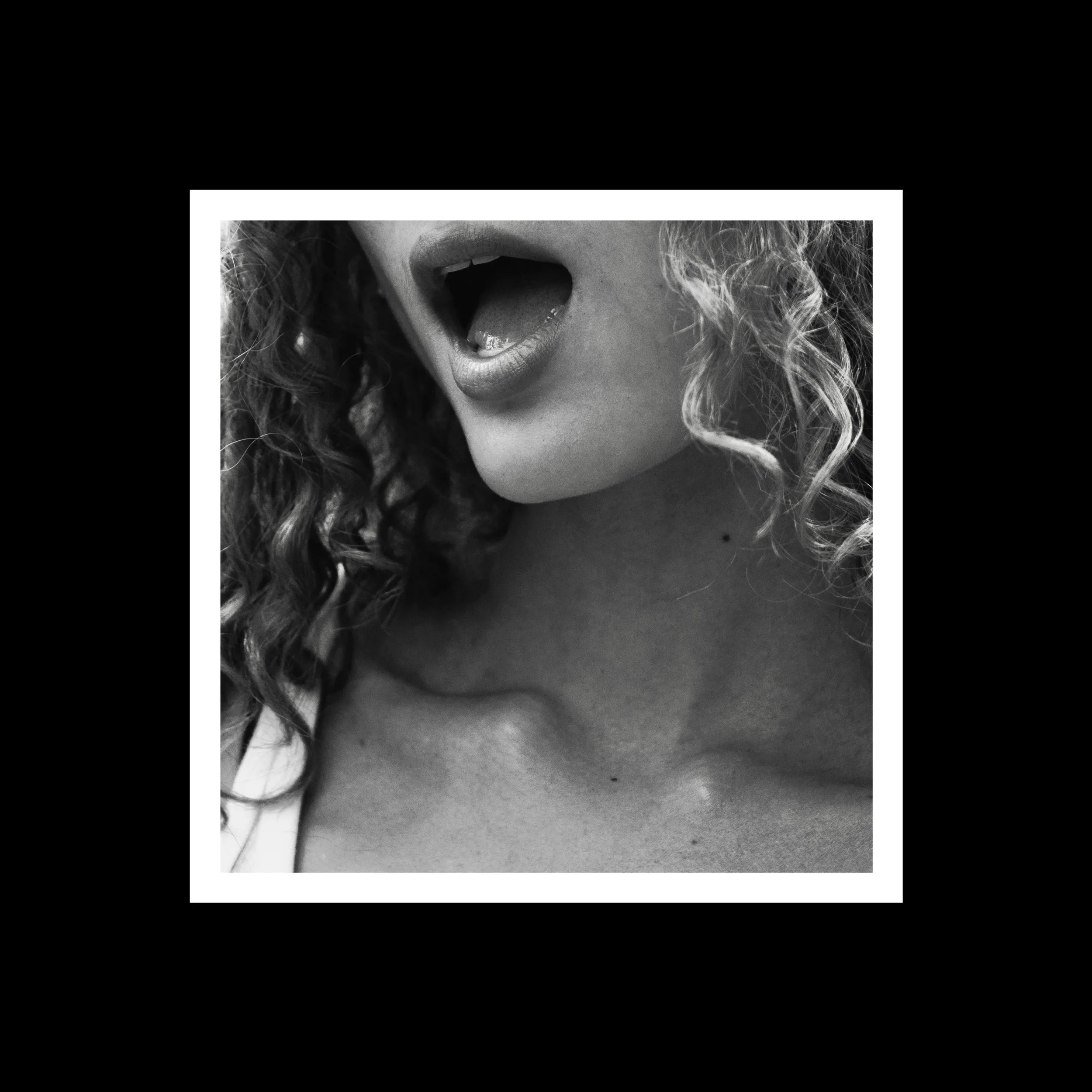 'Bisous' Paper Print 24 x 24