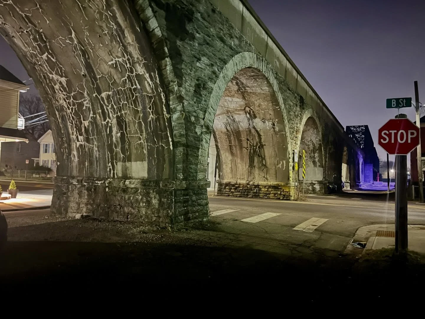 #HamiltonOhio #DowntownHamilton #CSXArches #HamiltonEats #WoodFiredPizza