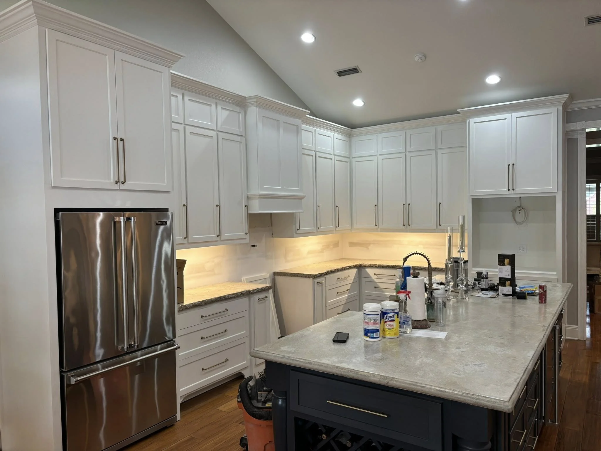 Oranssi project: wraparound deck