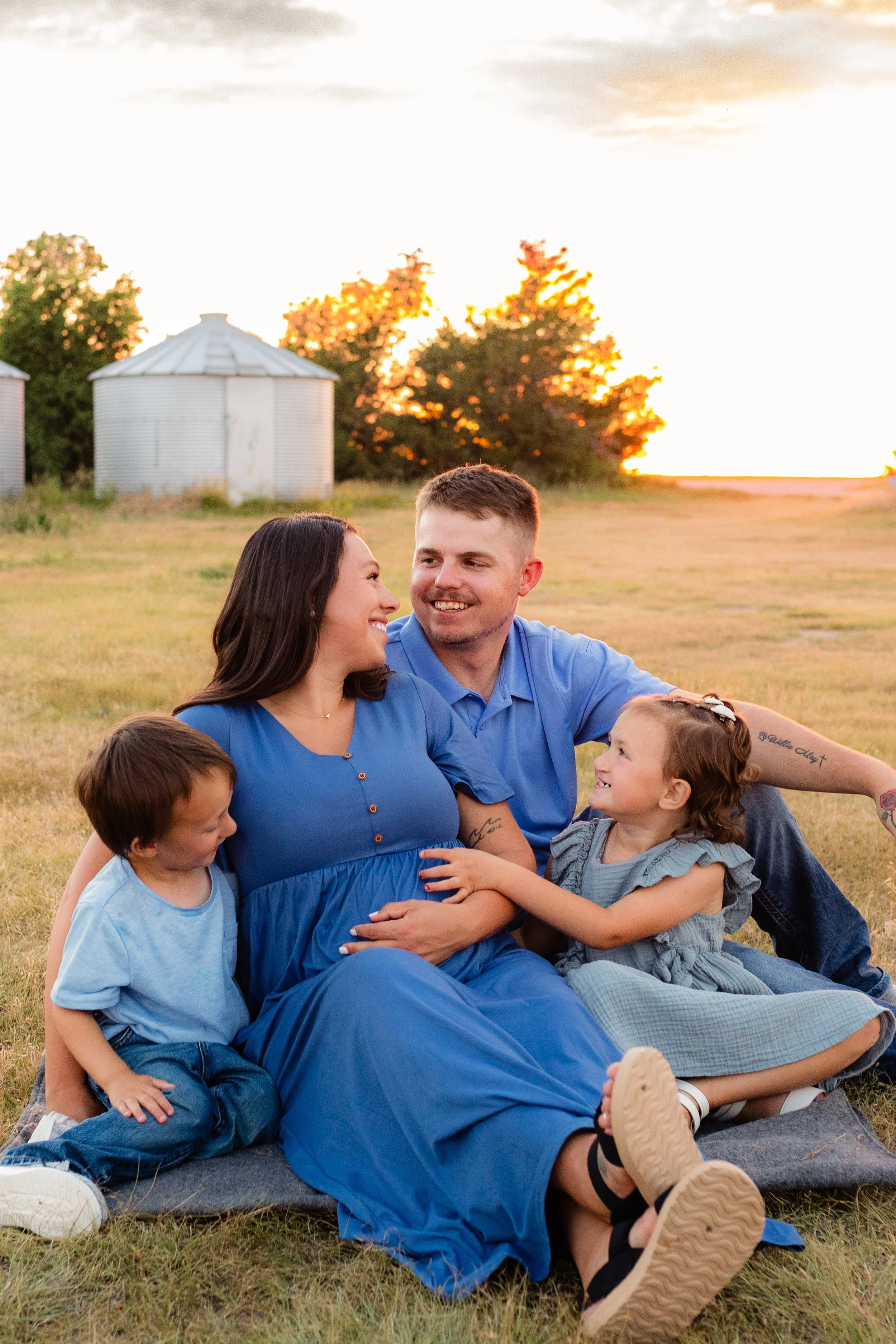 Lynzee Dawn Photography Maternity and Lifestyle Newborn Photography