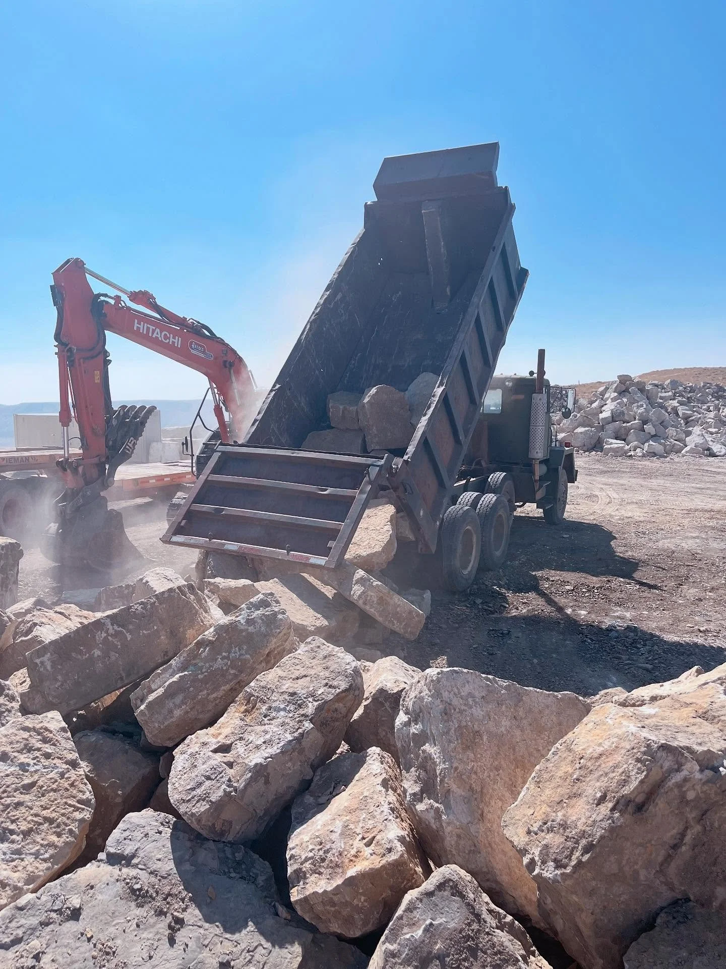 Our 12&rsquo; layer we are calling &ldquo;Double Trouble&rdquo; is going like crazy. This beautiful stone makes great stacked short walls, steps, or landscape feature. Here&rsquo;s what it looks like right out of the ground.
.
.
#stone #stonequarry #