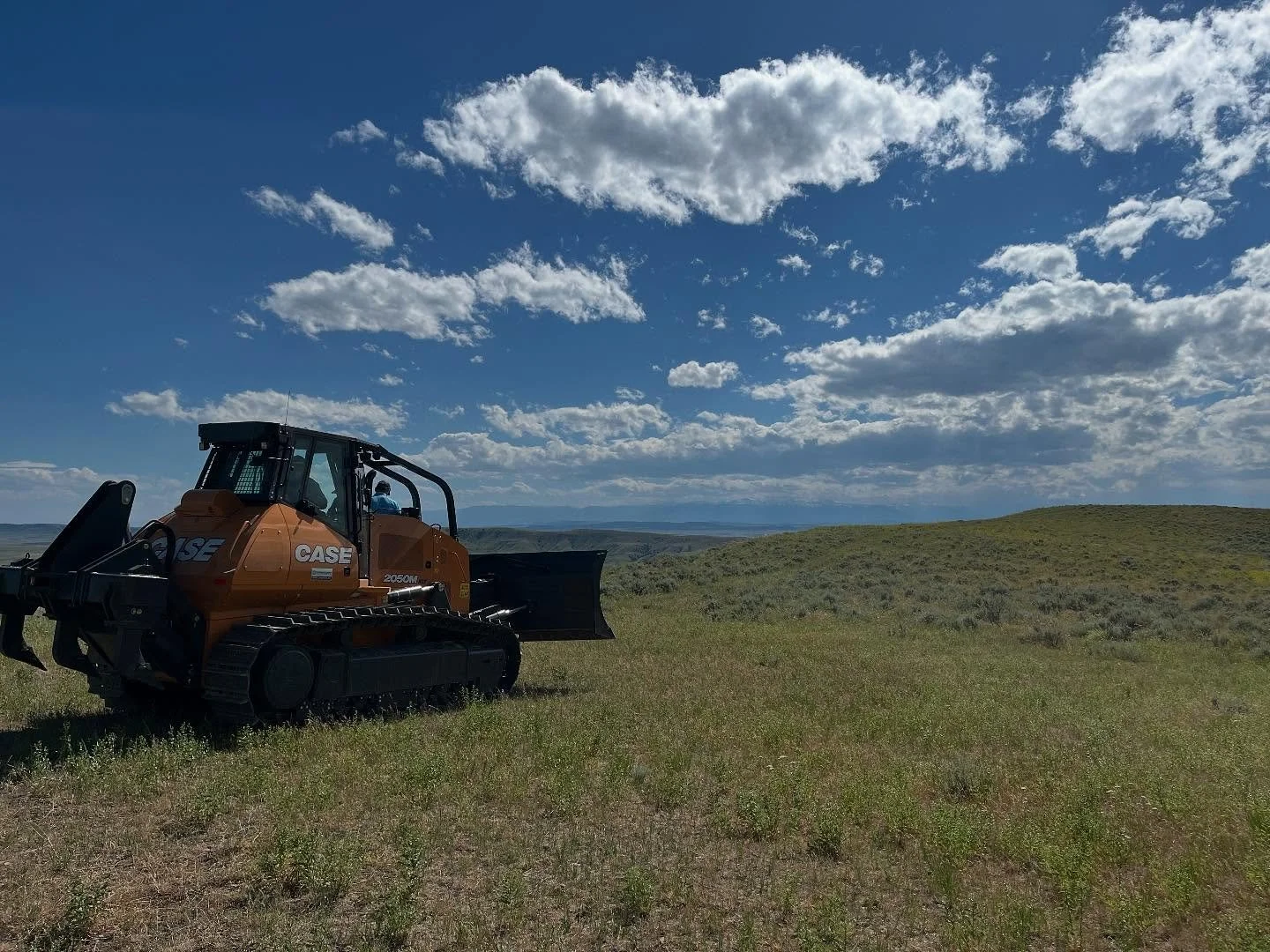 Here we go!!!
.
#case #stonequarry #quarry #landscapestone #retainingwall