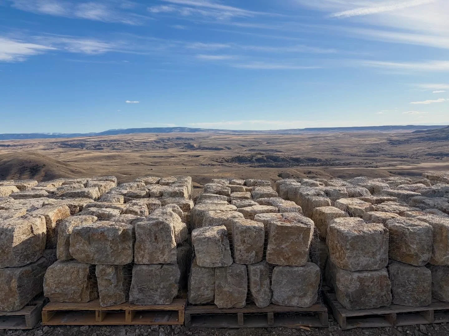 NEW INVENTORY!
We just finished up around 25 pallets of &ldquo;hand stacker&rdquo; stone. These beautiful 12&rdquo; blocks make great smaller walls or landscape accents. We would love to drop a couple of these by your home or come out to the quarry a