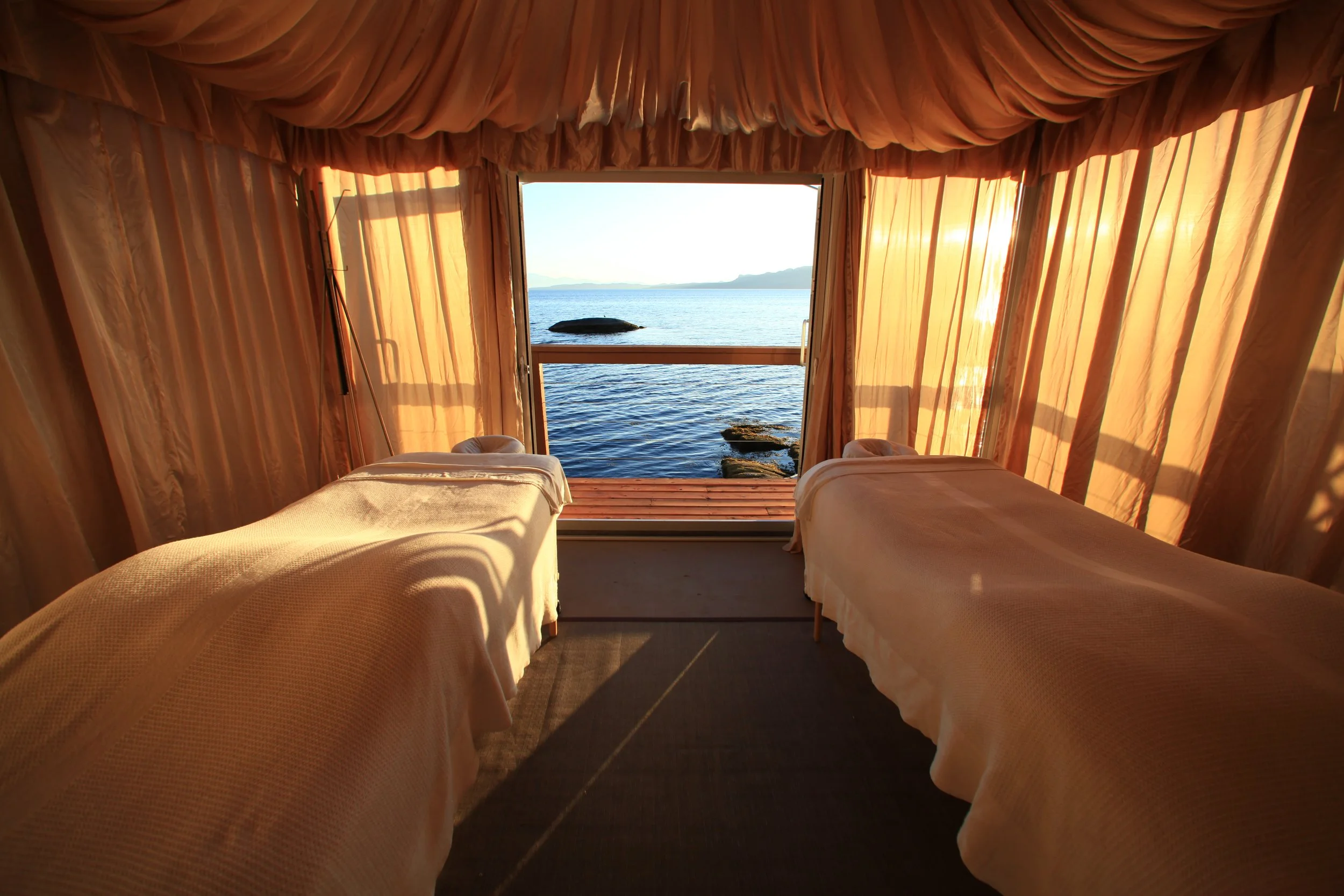 Oceanfront Spa Tent.JPG