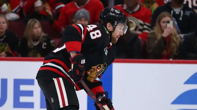 Should the Blackhawks re-sign Matt Grzelcyk?