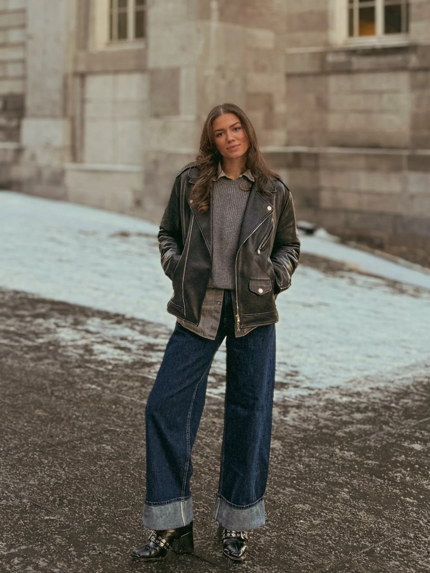 Born of shared cities and the threads that bind us.
02.14.26

#unisex #luxuryknitwear #unisexfashion #madeinitaly