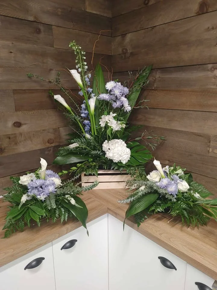 Arrangement 2 (table d'urne) │ 300$