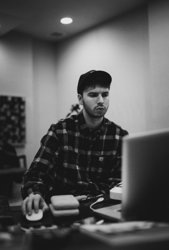 studio dylan smaller.png