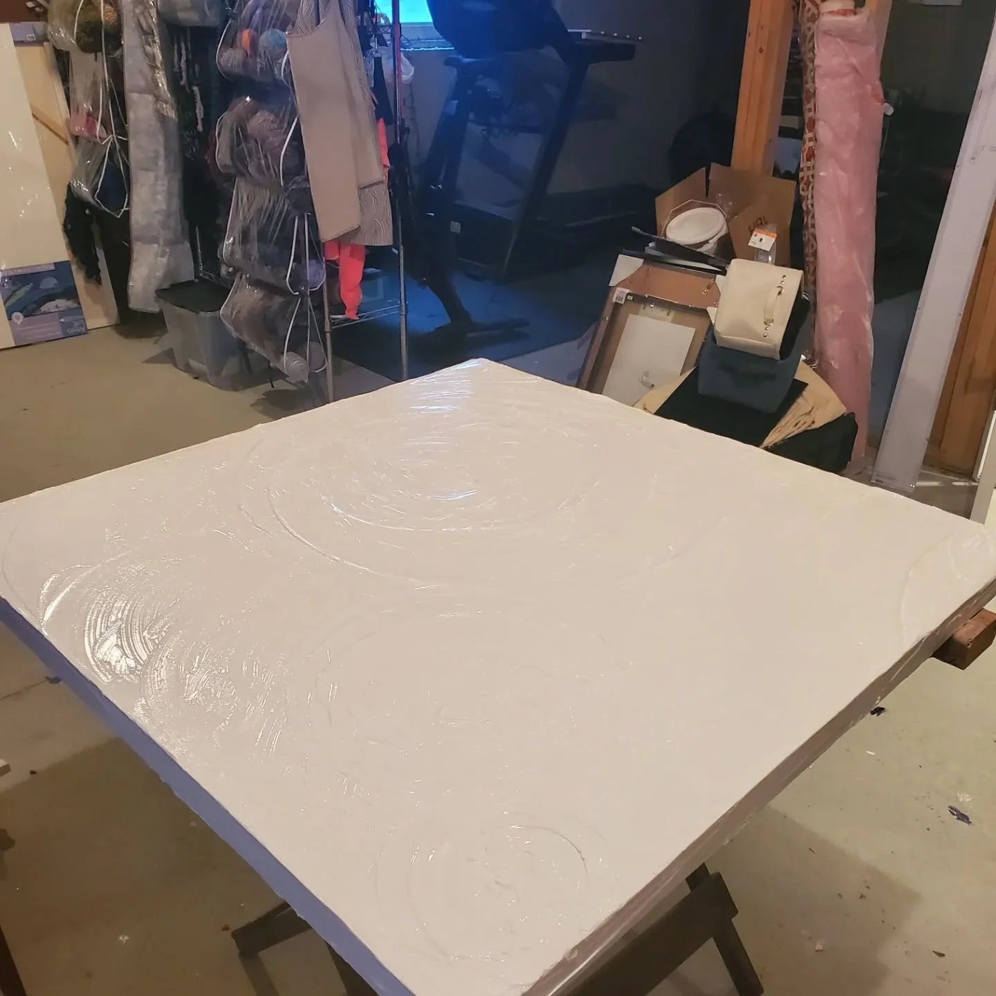 New Year! New art entry! 36 x 36 in. Wait and see!

#acrylic #mixmedium #wallsizepainting