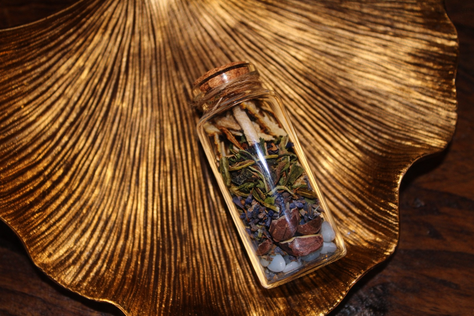 Blue Lace Agate & Botanical Blend