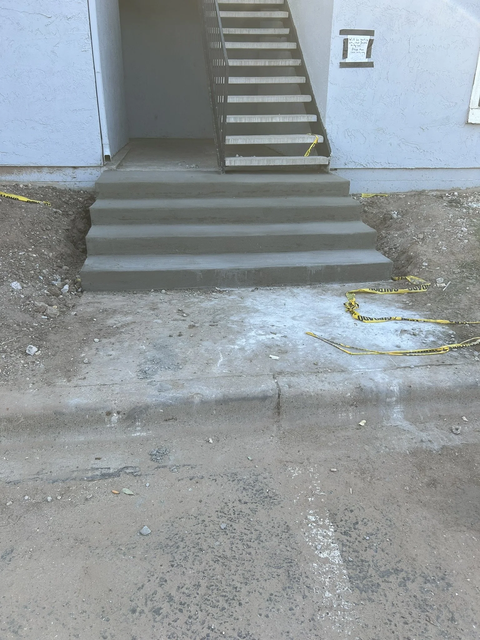 Durable commercial concrete sidewalk installation in progress.