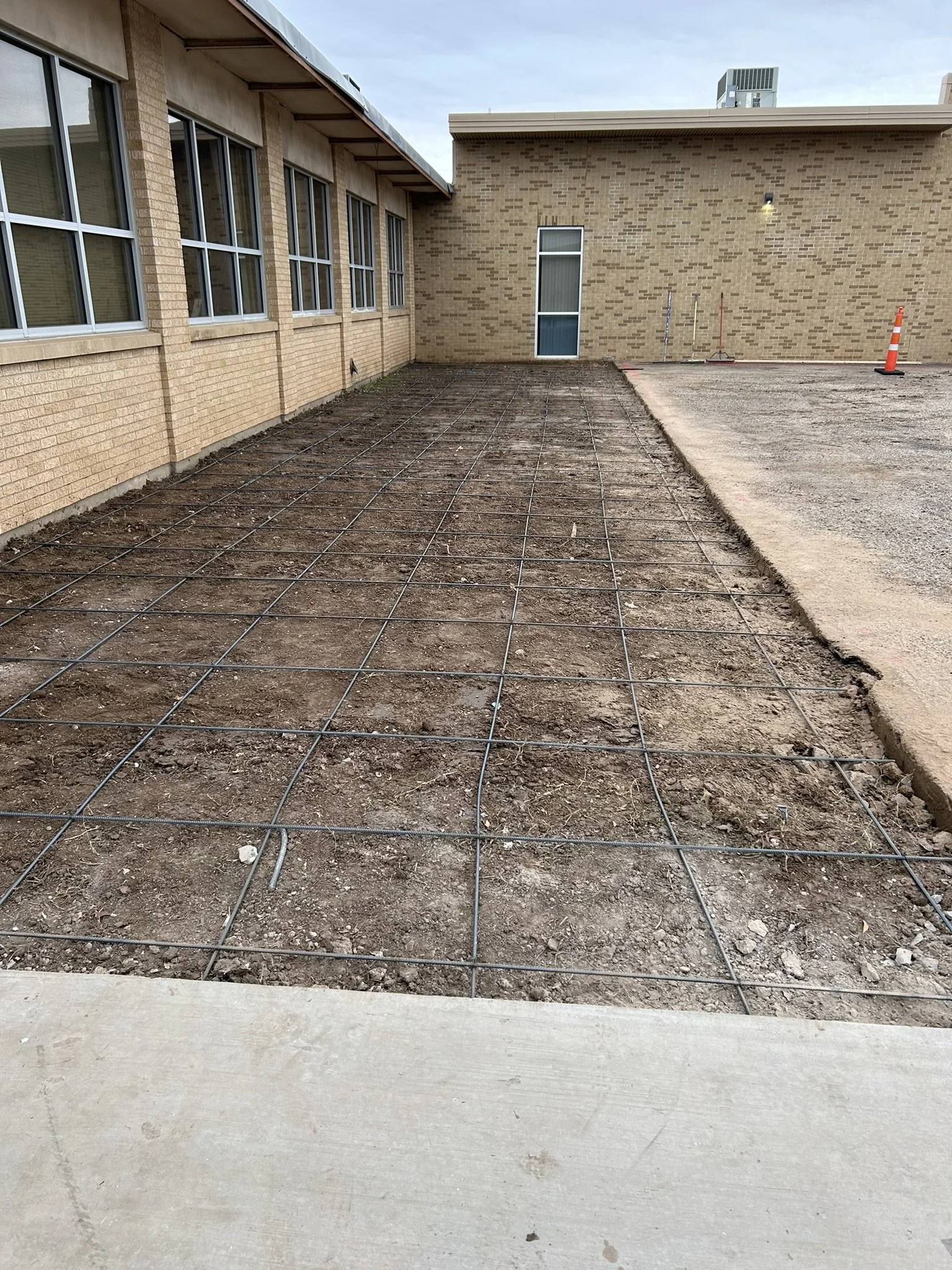 Commercial concrete pavement and sidewalk construction in West Texas
