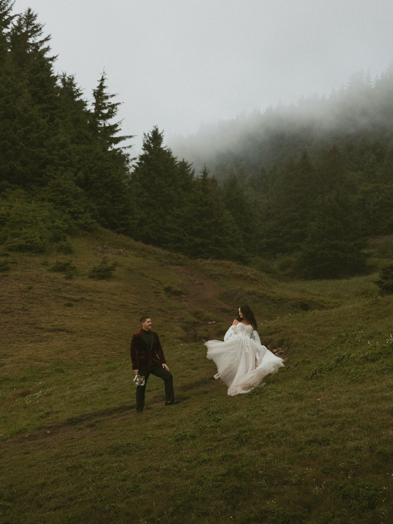 A slow, moody elopement day on the Oregon coast 🌲🌊

This elopement for T+J was truly a fairytale. The sounds of crashing waves, misty air brushing their cheeks, and private vows to be heard by no one but them. 

These quiet yet impactful moments ar