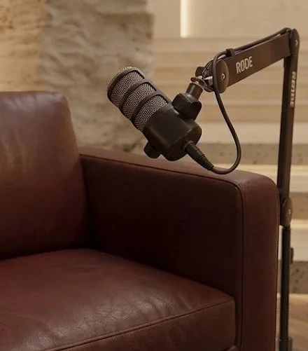Intervista podcast online per imprenditori registrata in video call con Voci di Imprese