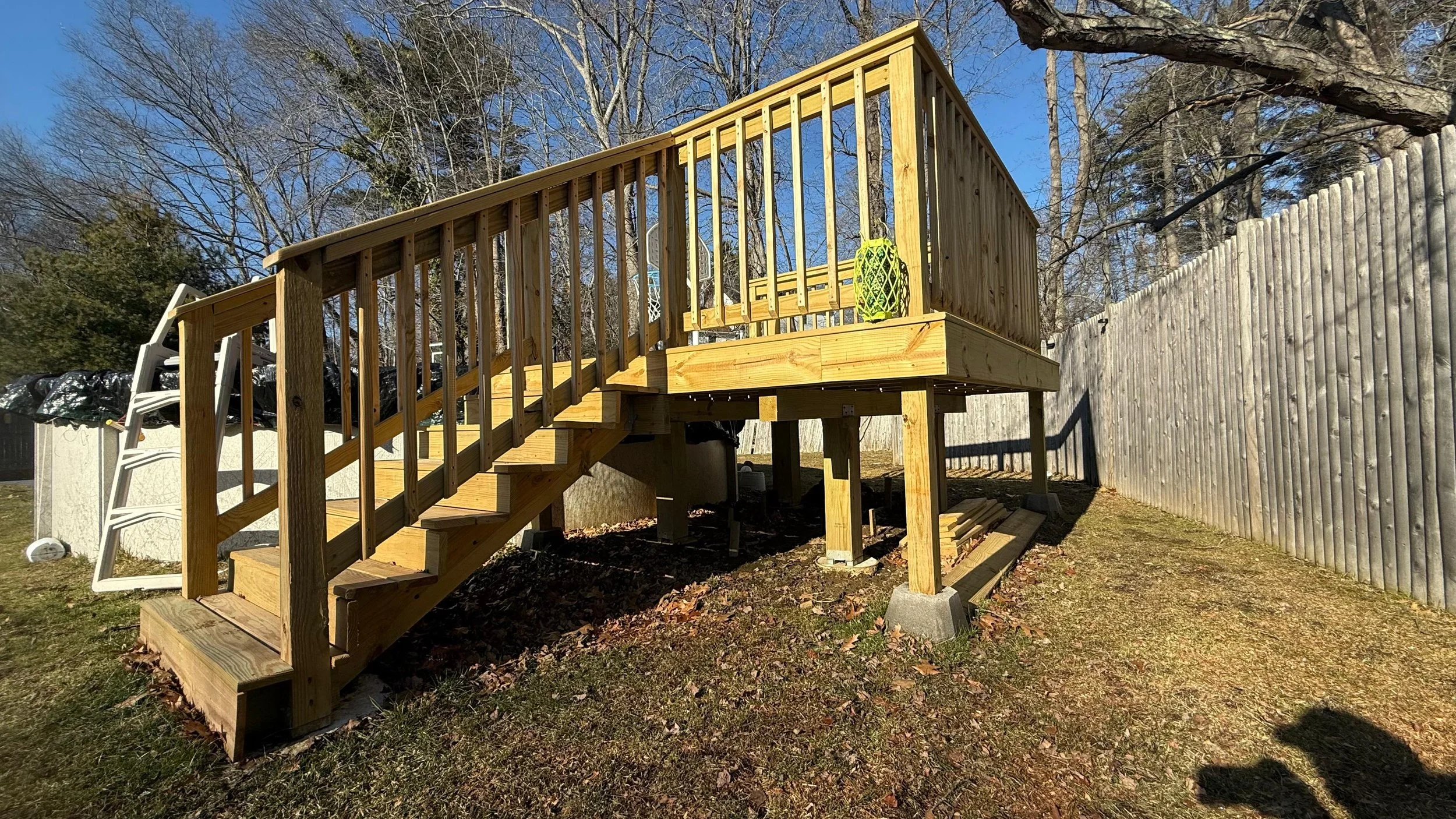 Deck G-Giant Construction