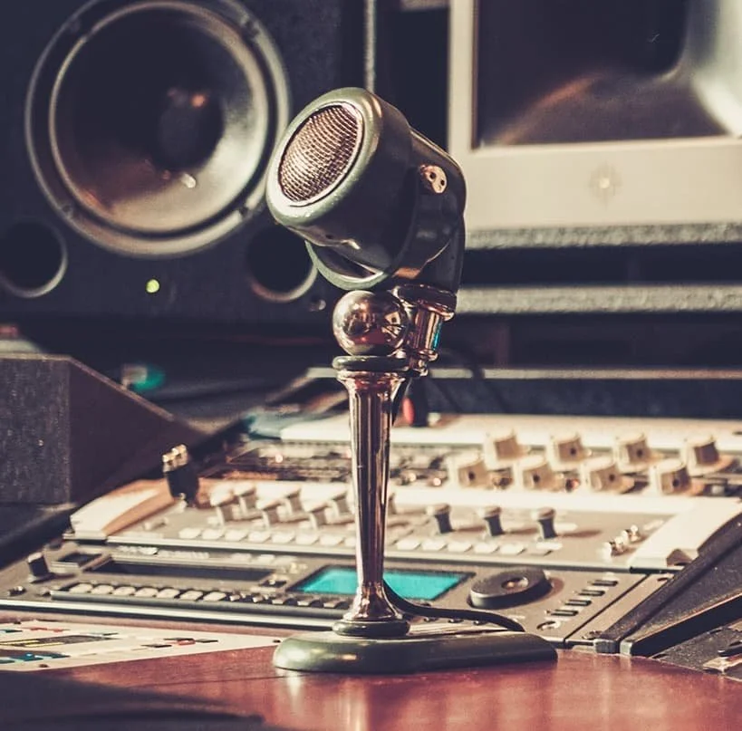 Ed Bishop records voiceovers on this mic